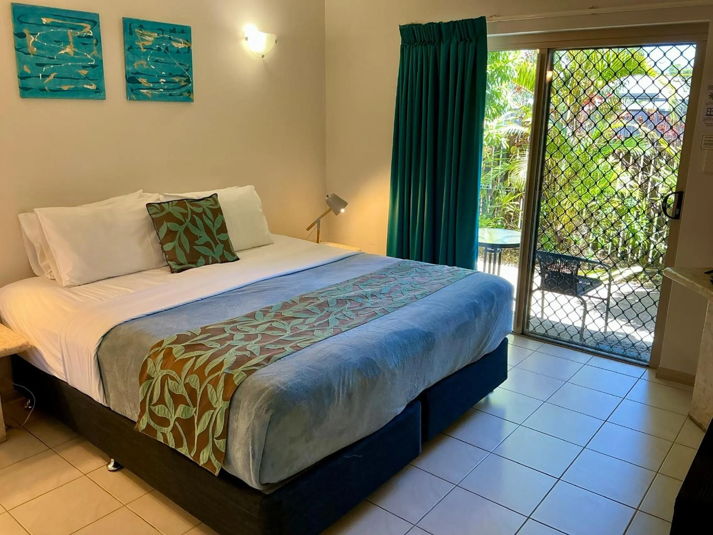 Bed in Mission Reef Resort