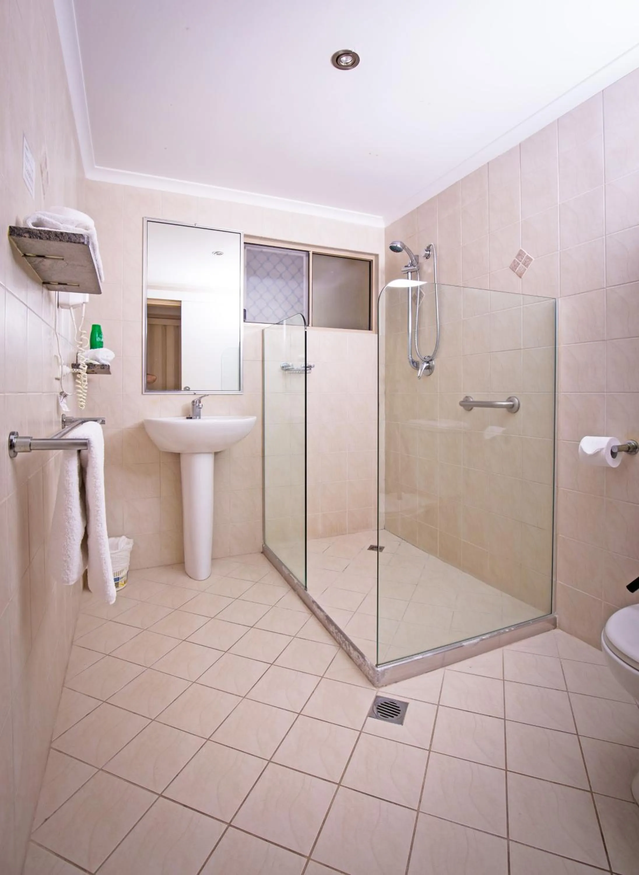 Shower in Mission Reef Resort