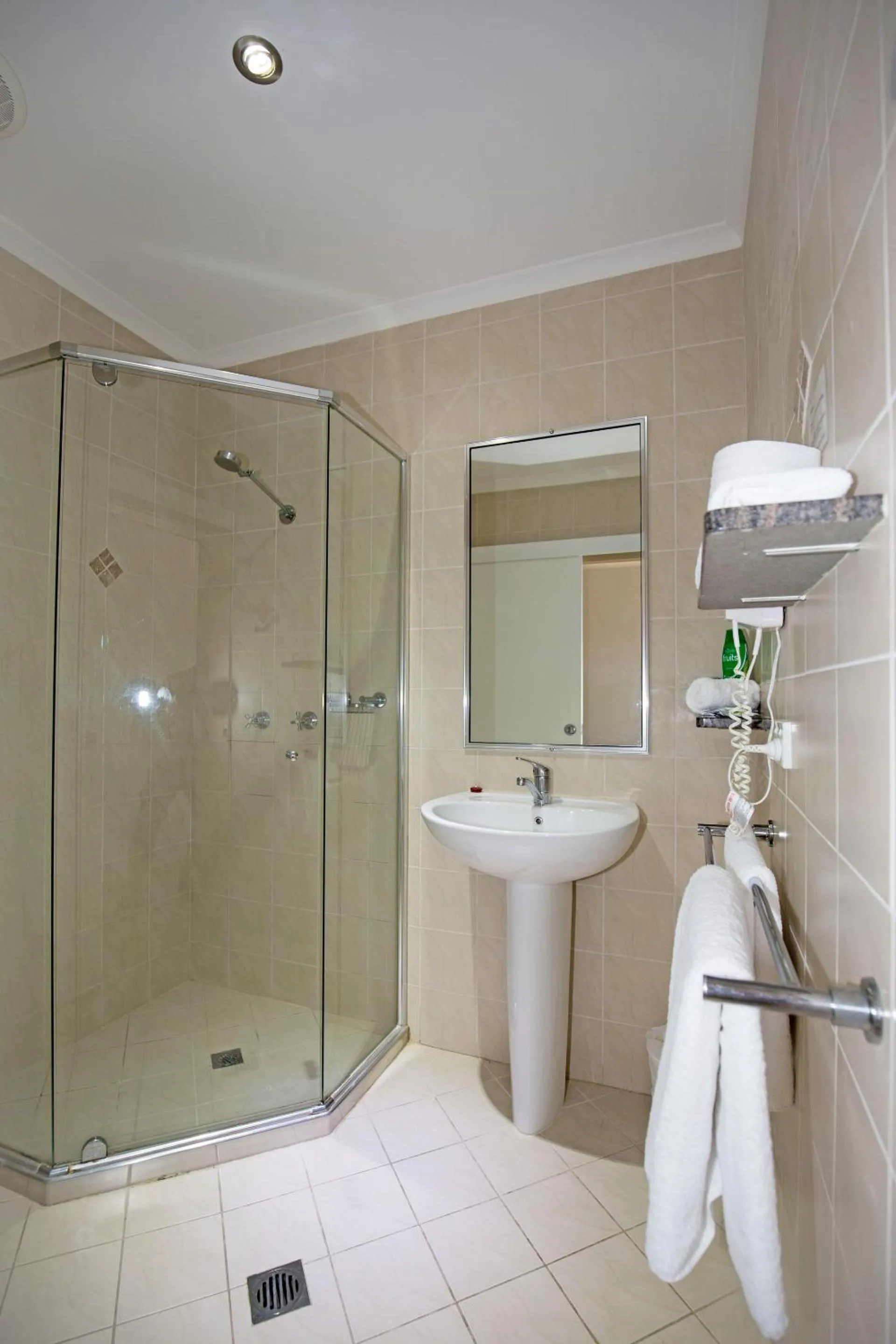 Shower in Mission Reef Resort