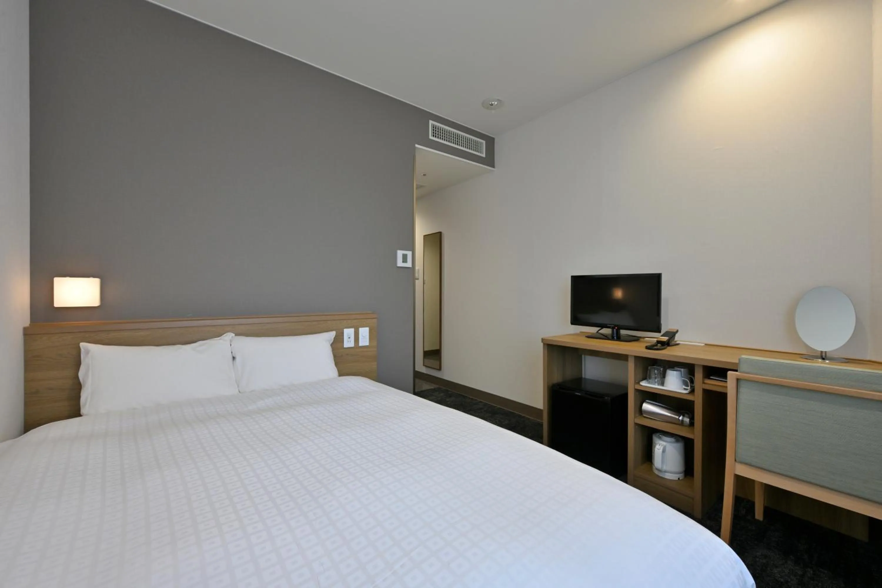 Bedroom, Bed in Matsue New Urban Hotel