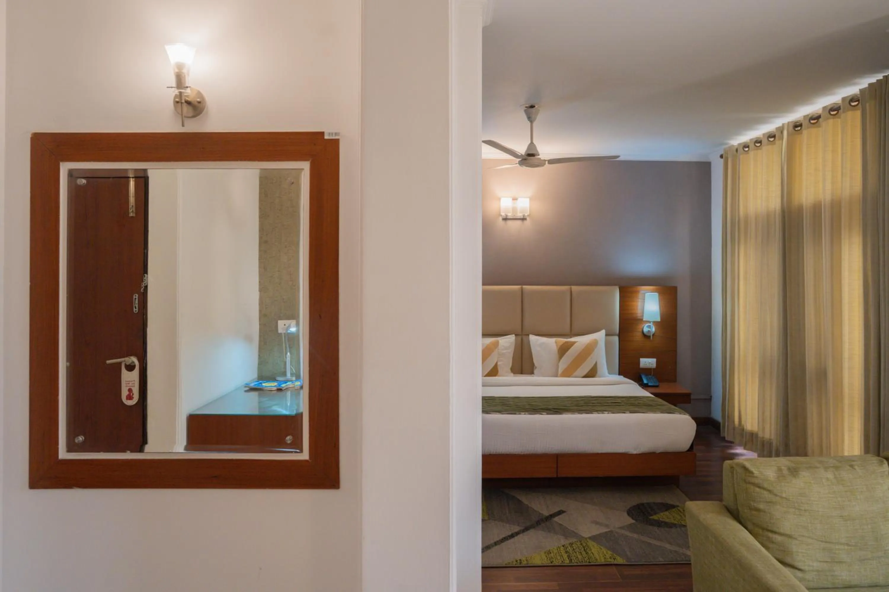 Bedroom, Bed in Ahuja Residency DLF Phase 2