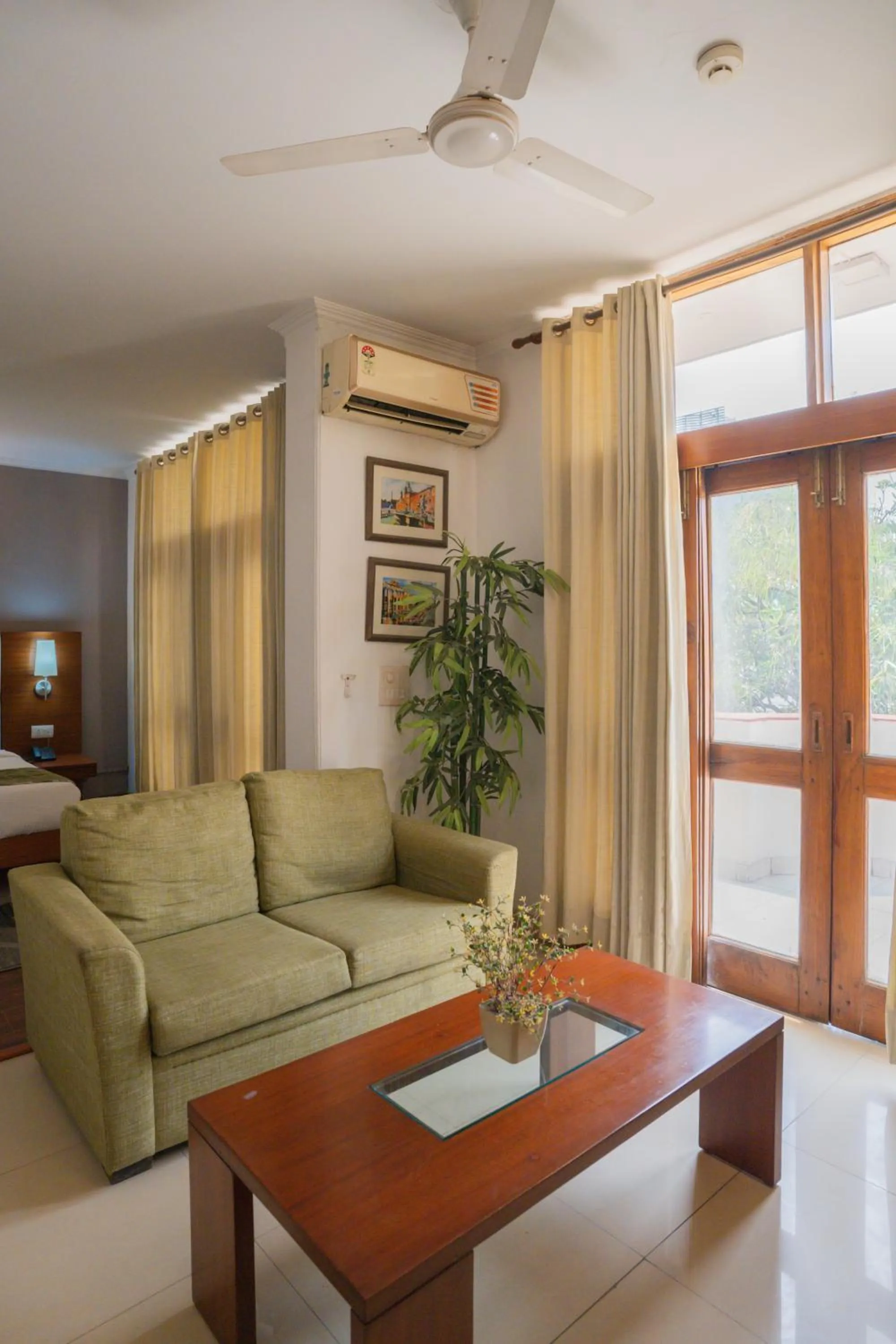 Living room in Ahuja Residency DLF Phase 2