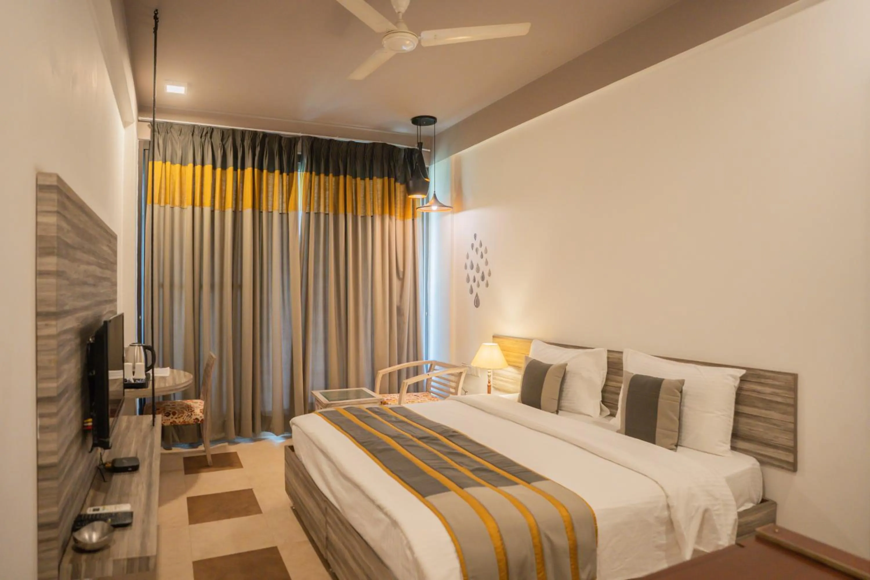 Bedroom, Bed in Ahuja Residency Parklane