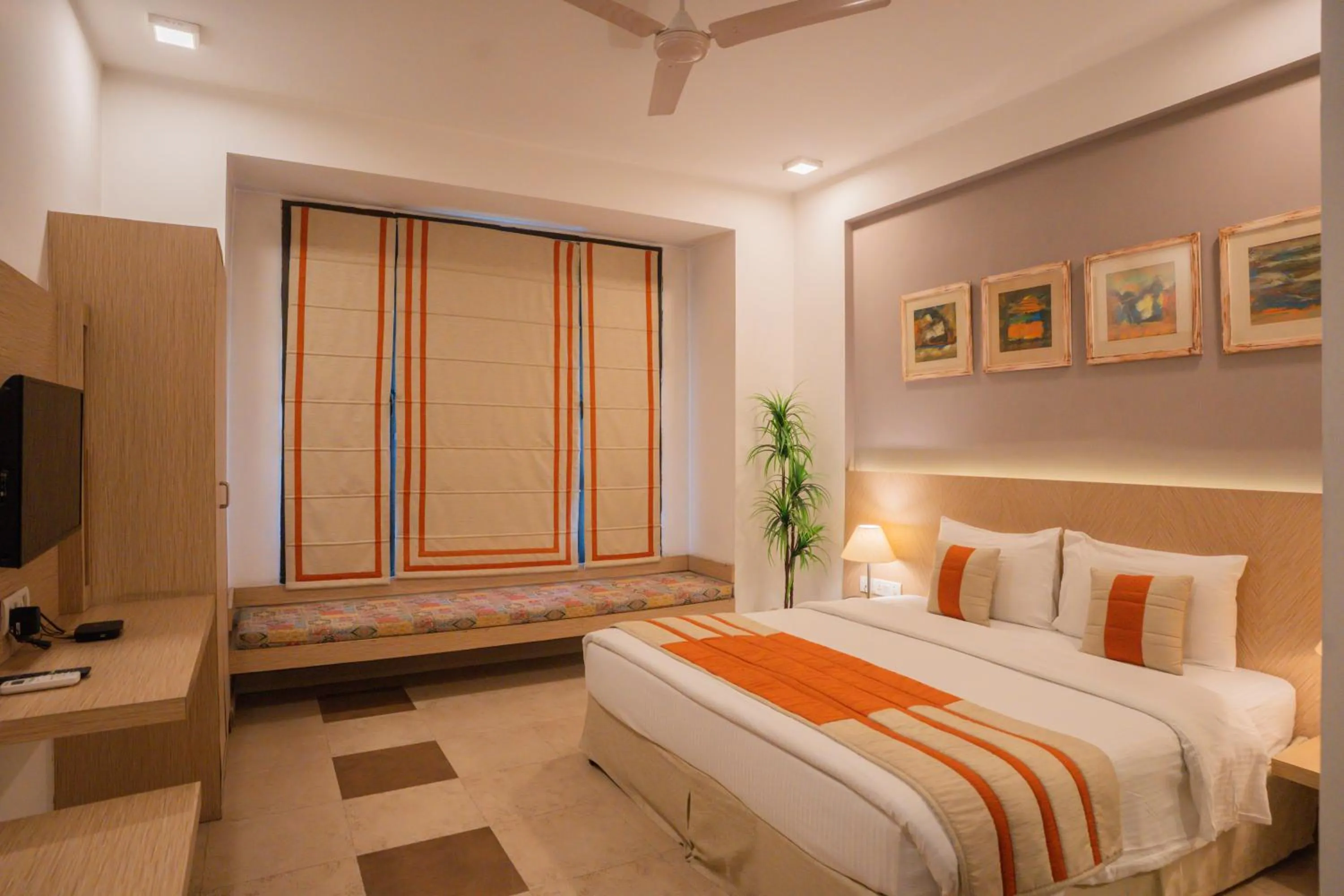 Bed in Ahuja Residency Parklane