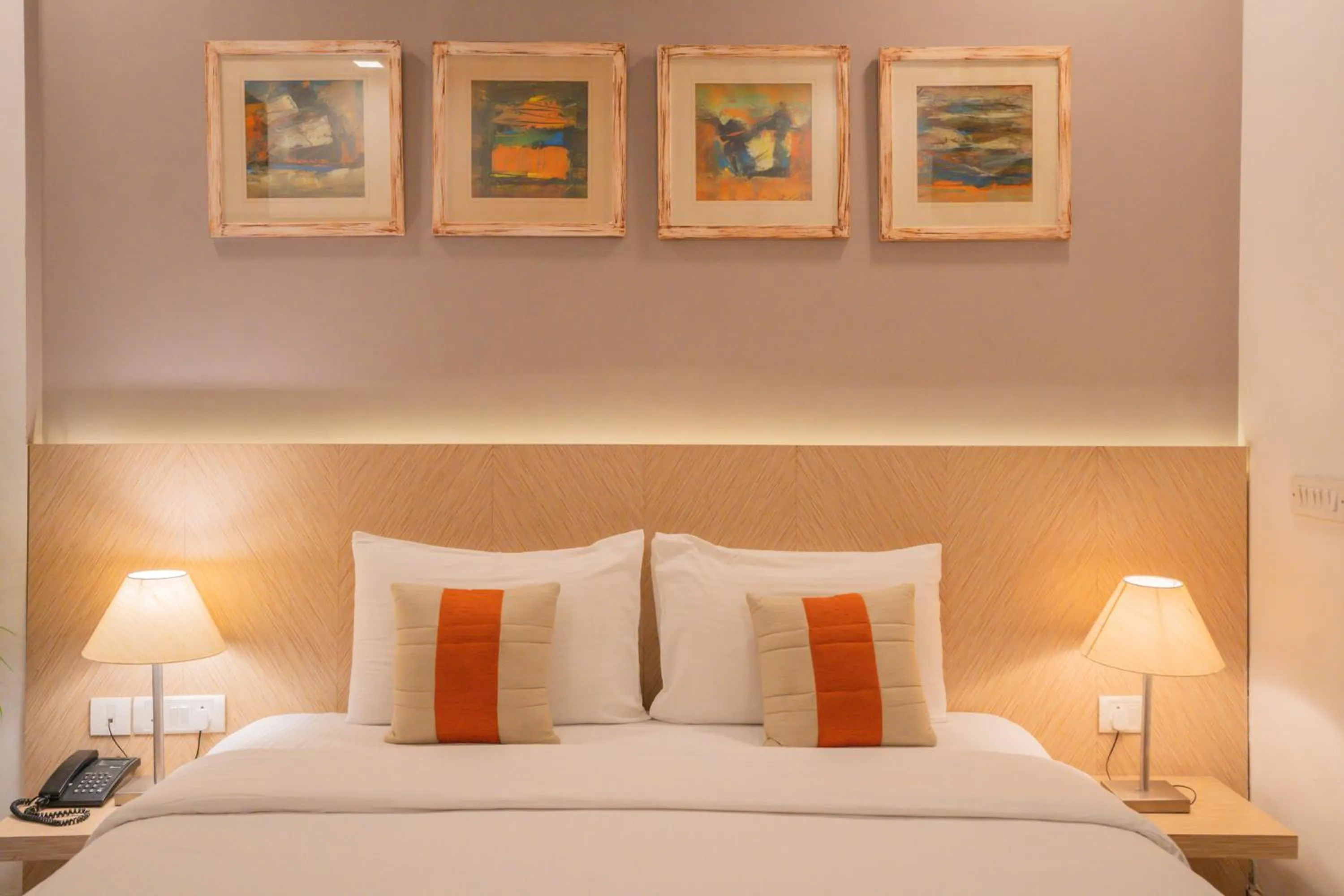 Bedroom, Bed in Ahuja Residency Parklane