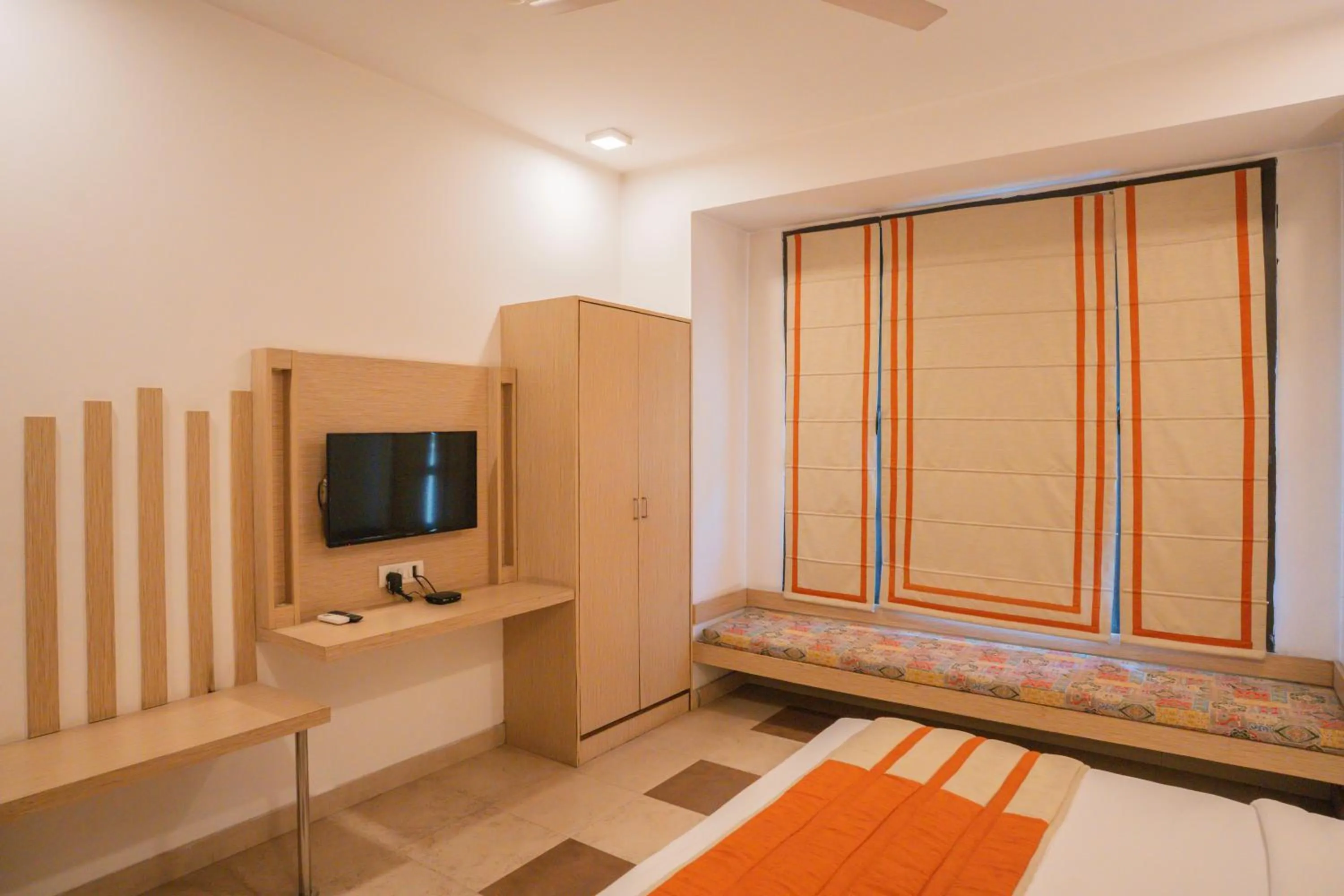 Bedroom, Bed in Ahuja Residency Parklane