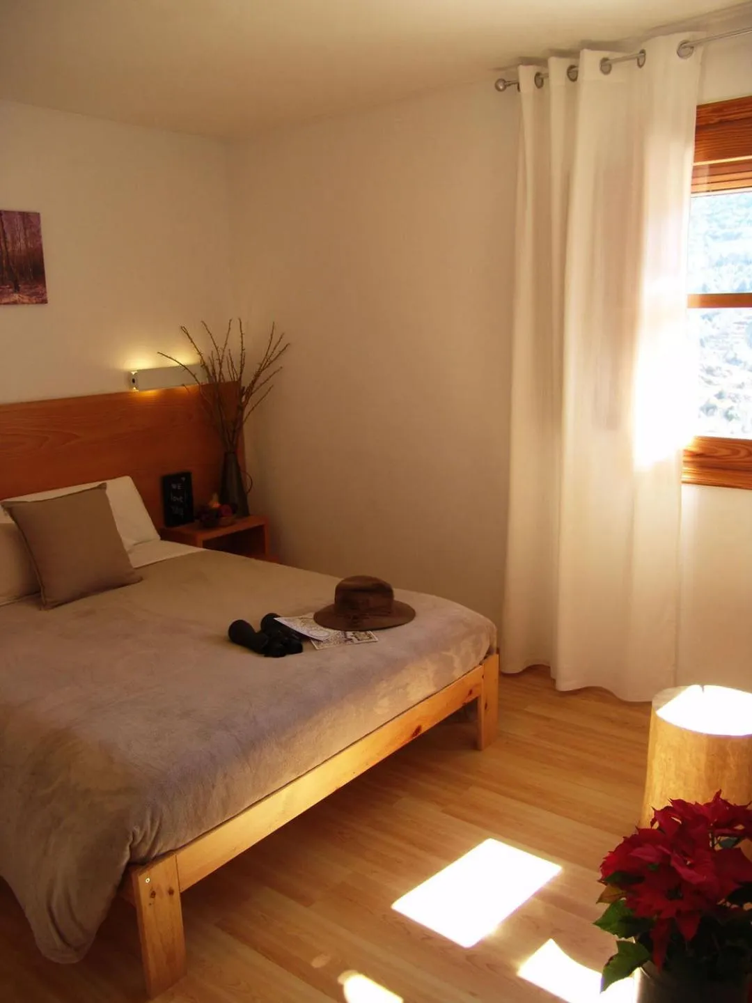 Photo of the whole room, Bed in Hotel La Tinensa