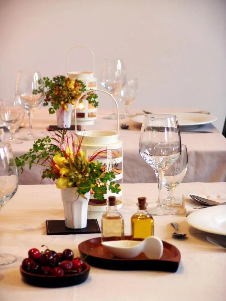 Restaurant/places to eat in Hotel La Tinensa