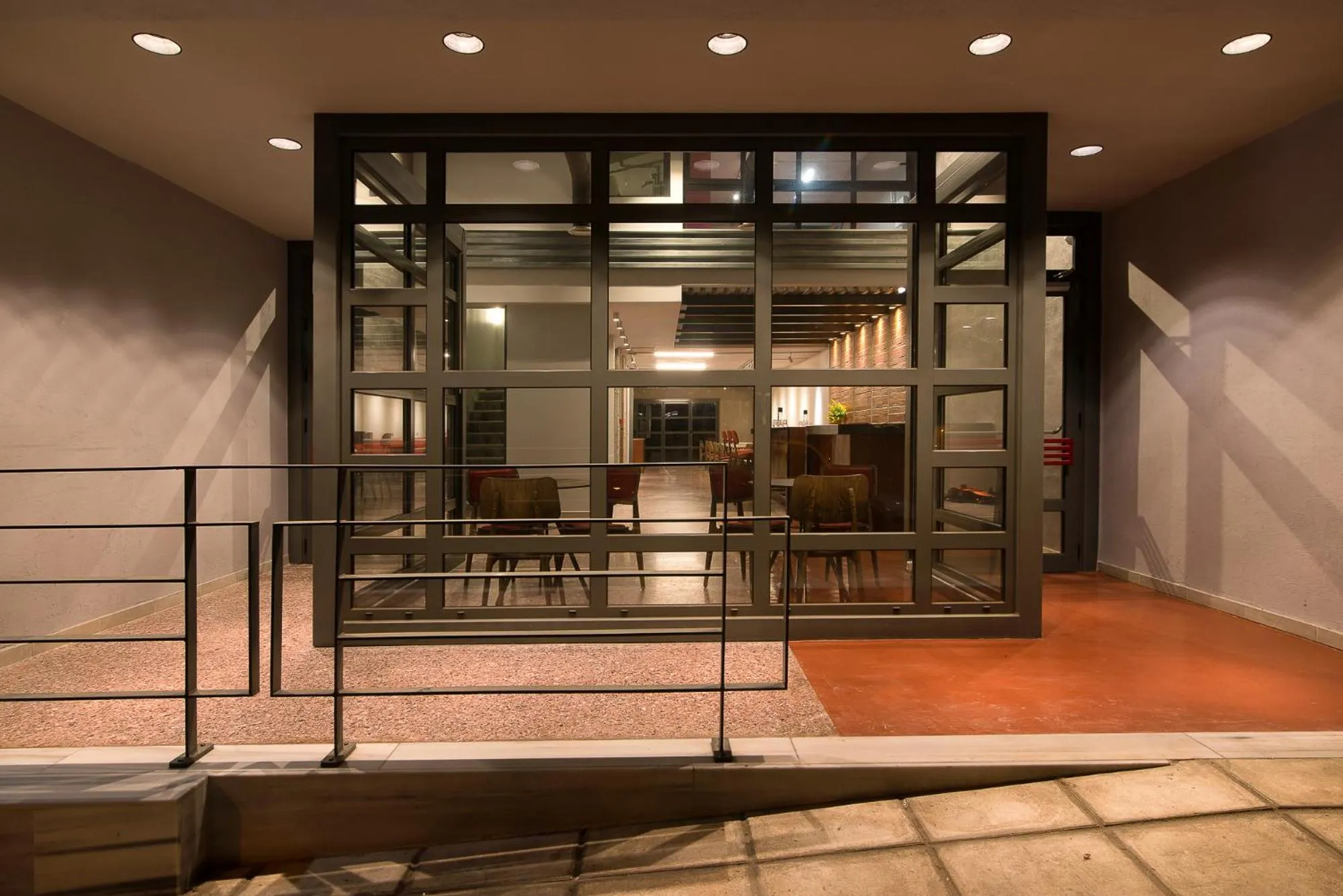 Facade/entrance in Urban Donkey