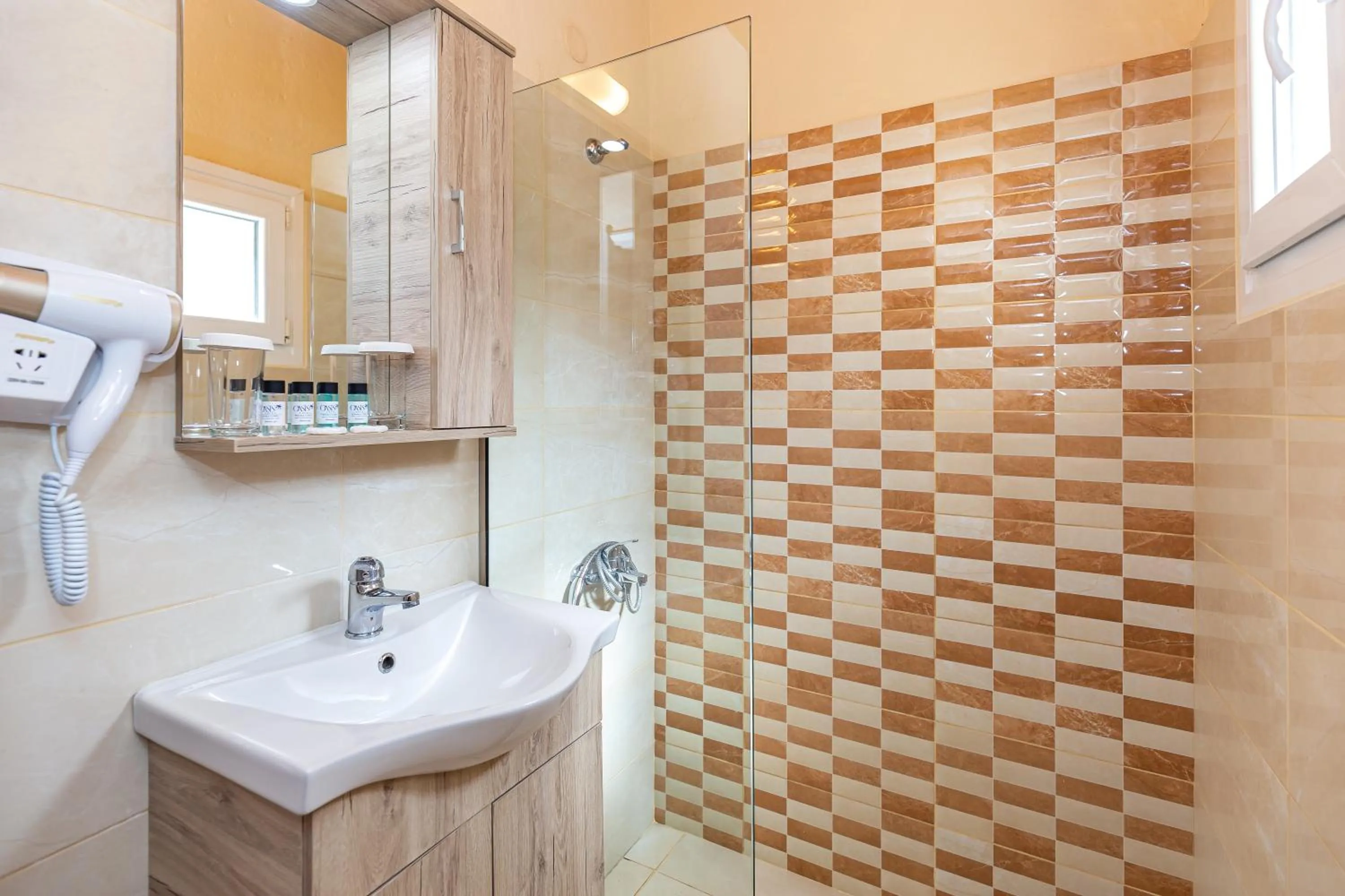 Bathroom in Oasis Hotel