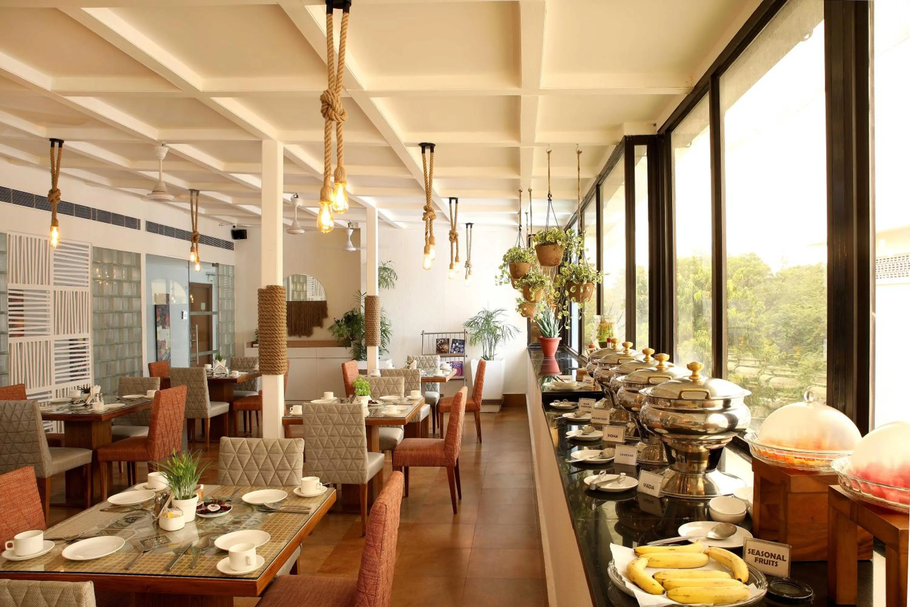 Continental breakfast in Ahuja Residency Sunder Nagar