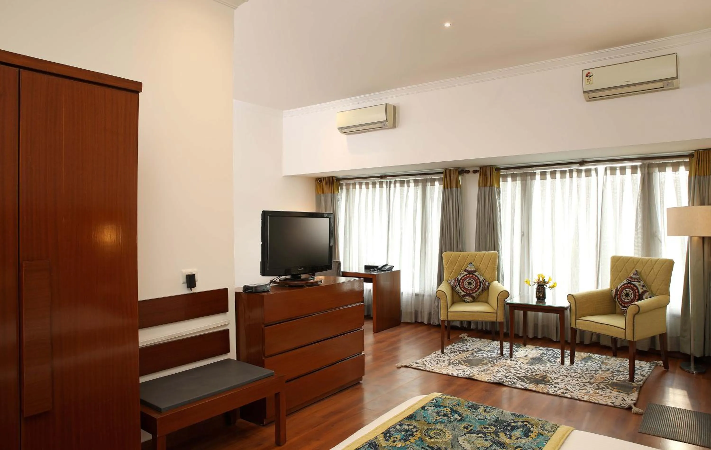 TV and multimedia in Ahuja Residency Sunder Nagar