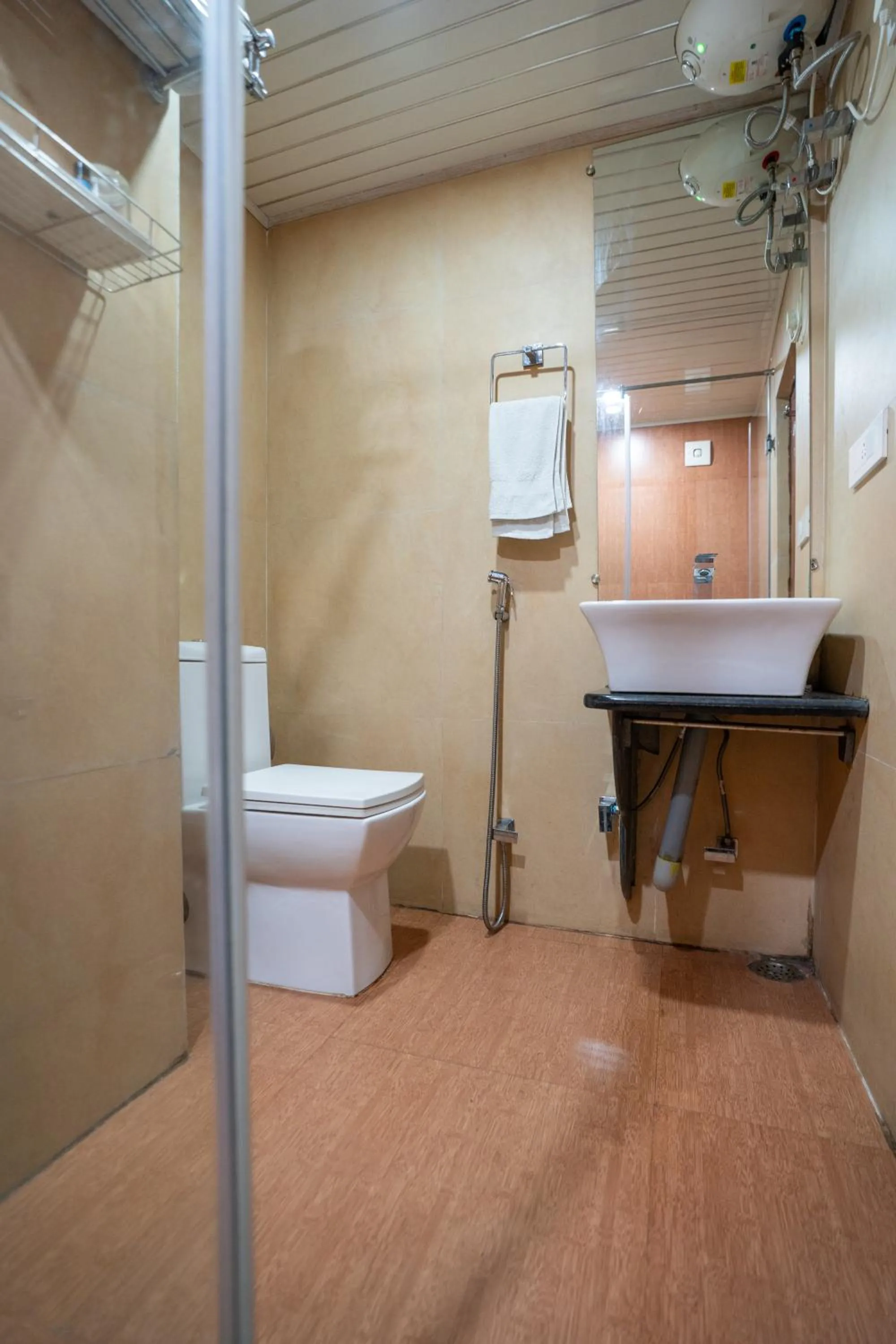 Bathroom in Yashshree Jai Hotel & Banquet