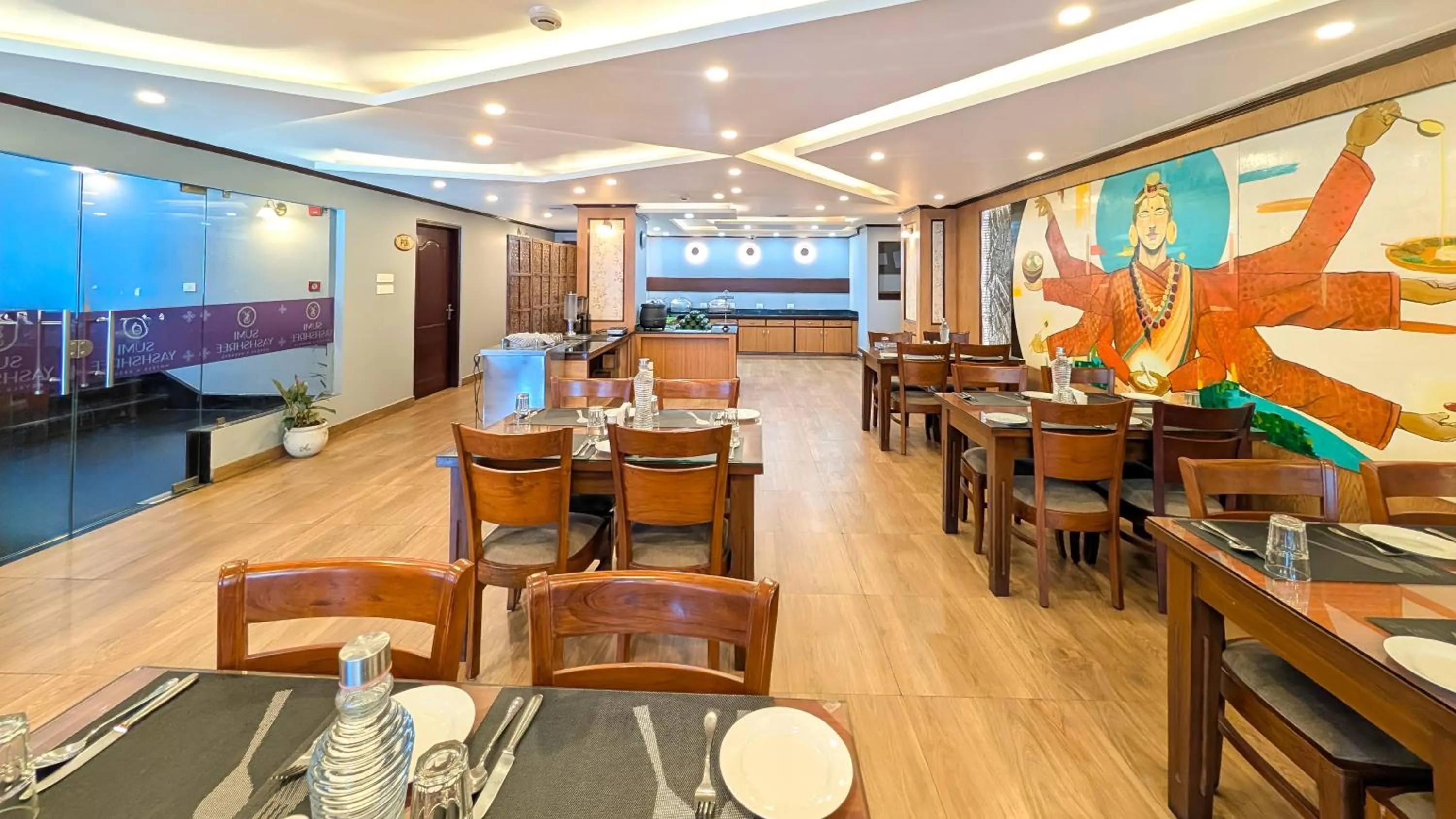 Restaurant/places to eat in Yashshree Jai Hotel & Banquet