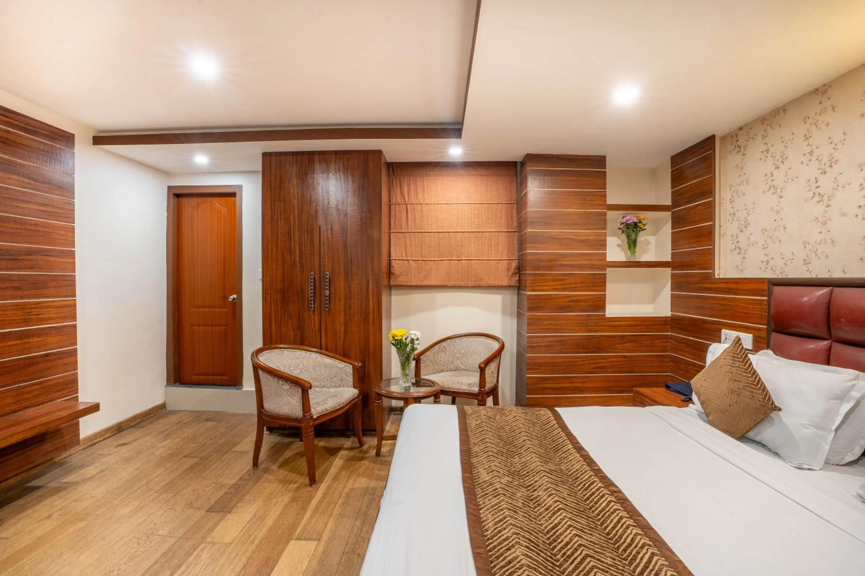 Bedroom, Bed in Yashshree Jai Hotel & Banquet