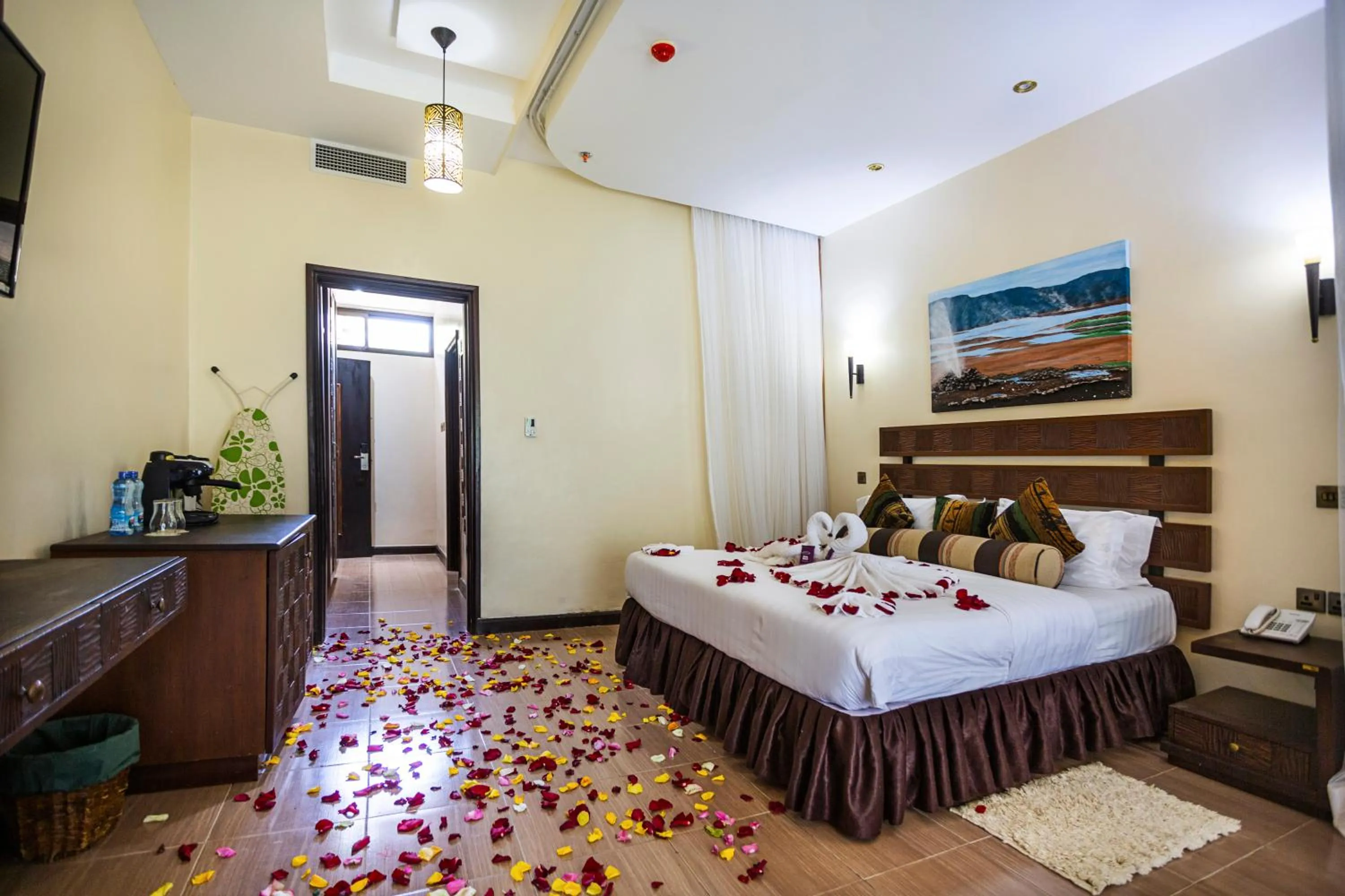 TV and multimedia, Bed in Lake Bogoria Spa Resort