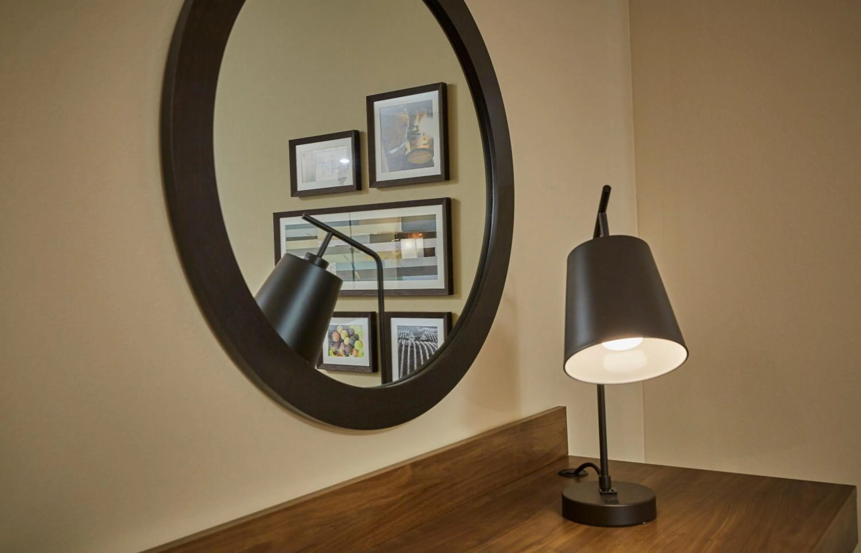 Bedroom in Hampton Inn & Suites Roseburg