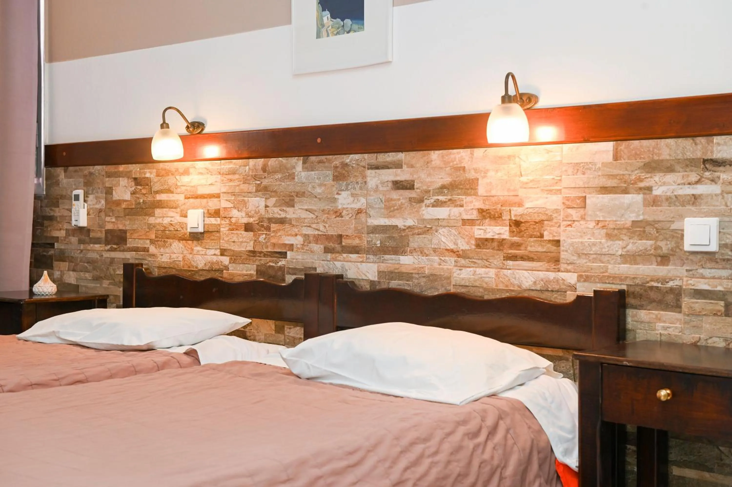 Bed in Narkissos Hotel