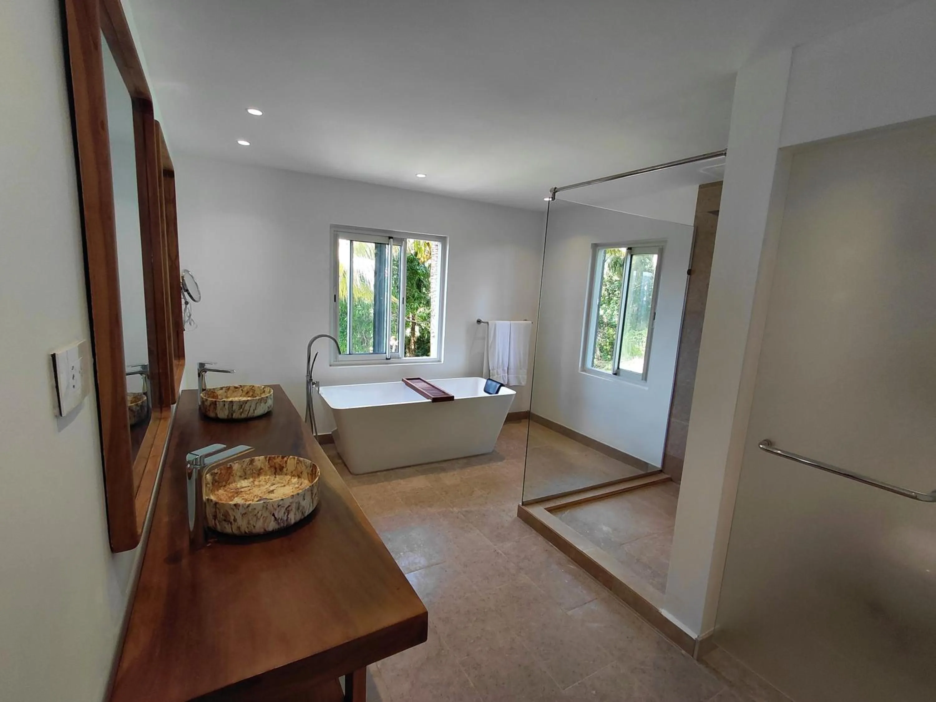 Bathroom in Hotel Chalets Chamarel