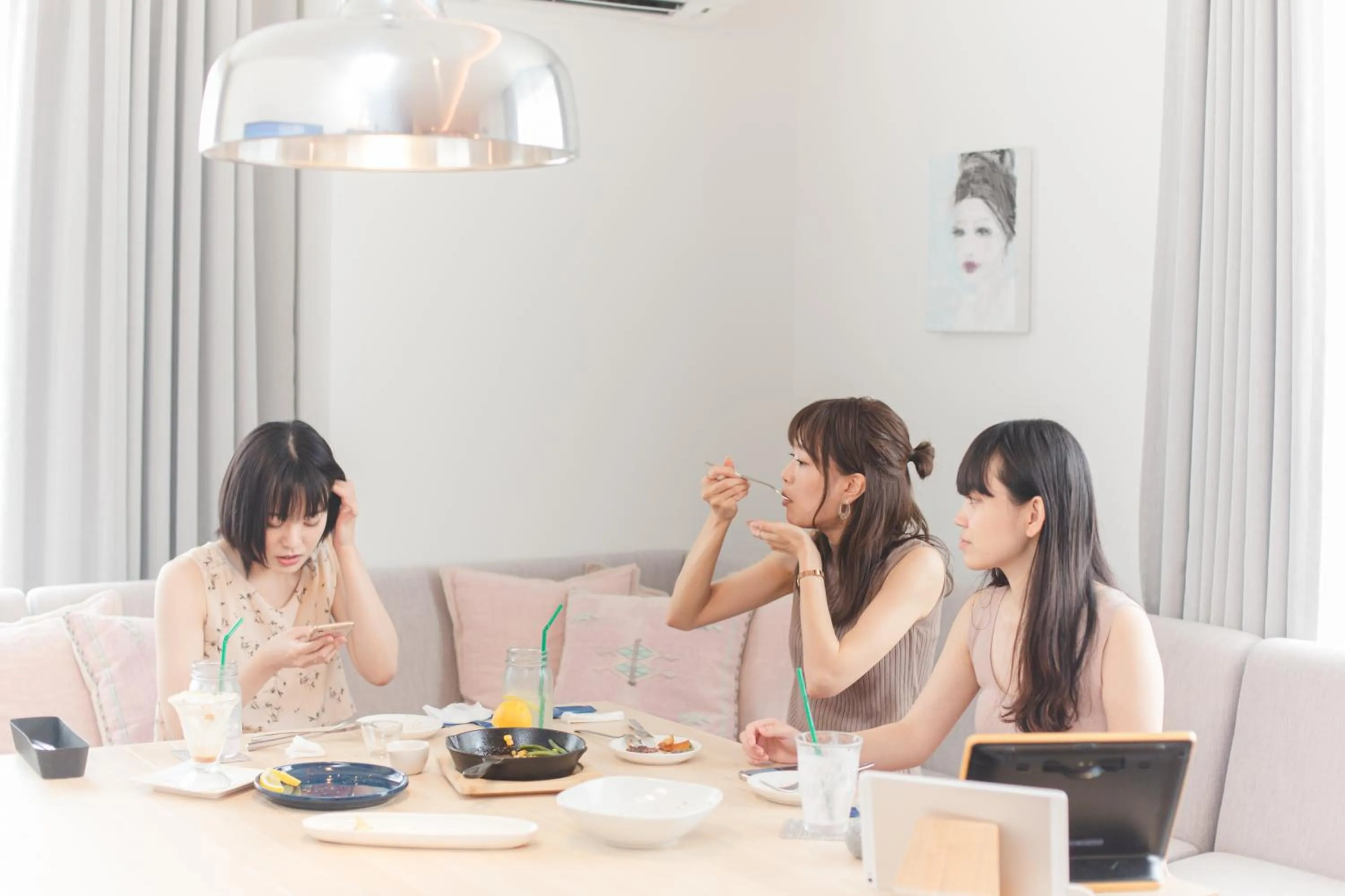 People in Hotel & Sweets Fukuoka ホテルアンドスイーツフクオカ -ADULT ONLY-