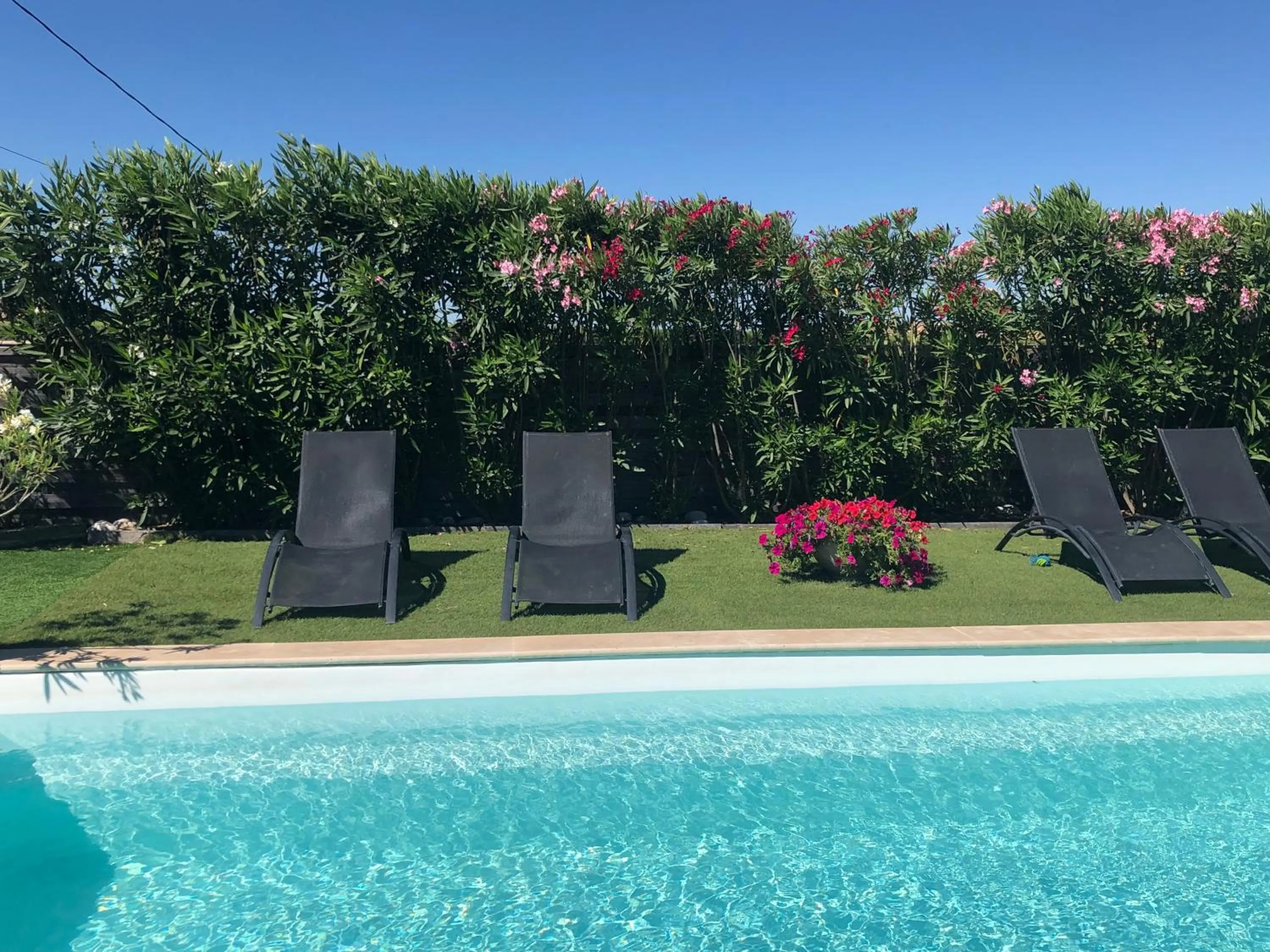 Property building in les costebelles