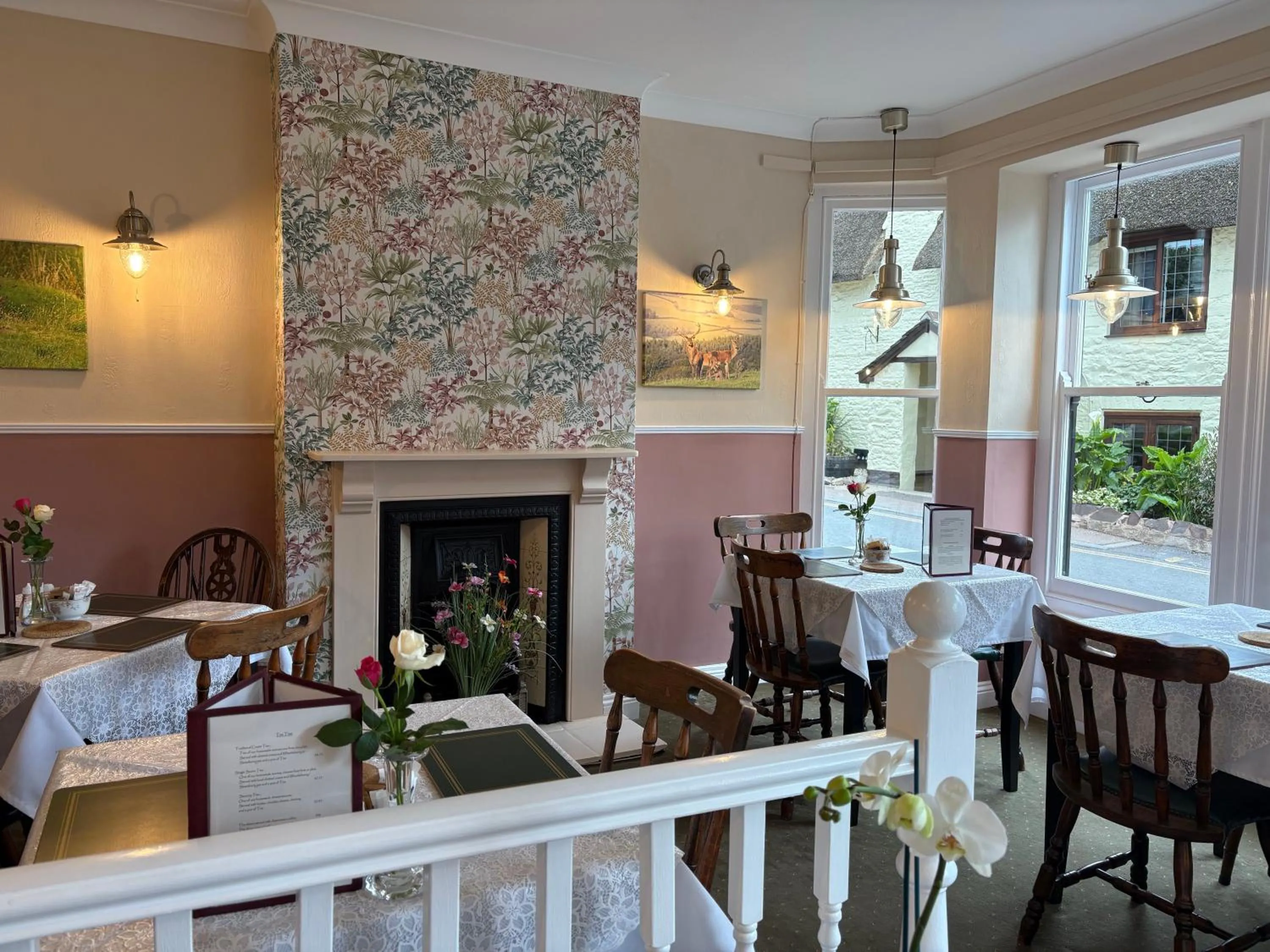 Restaurant/places to eat in Whortleberry Studio B & B