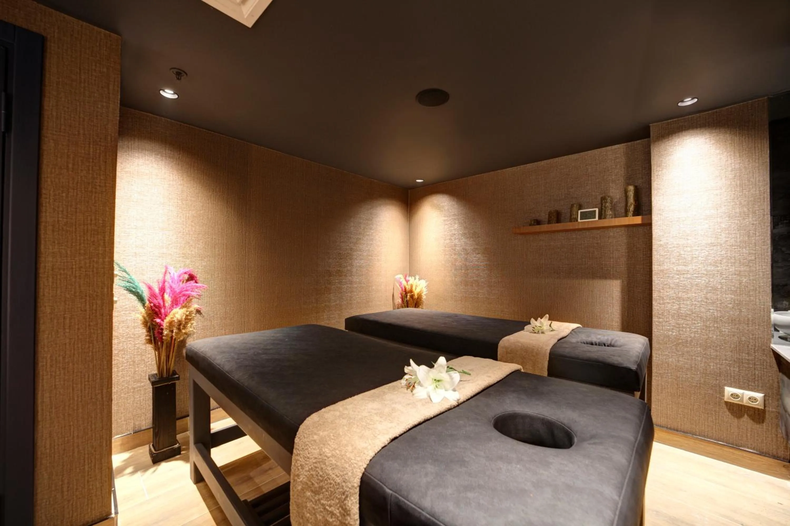 Massage in Concept Nisantasi Hotels & Spa