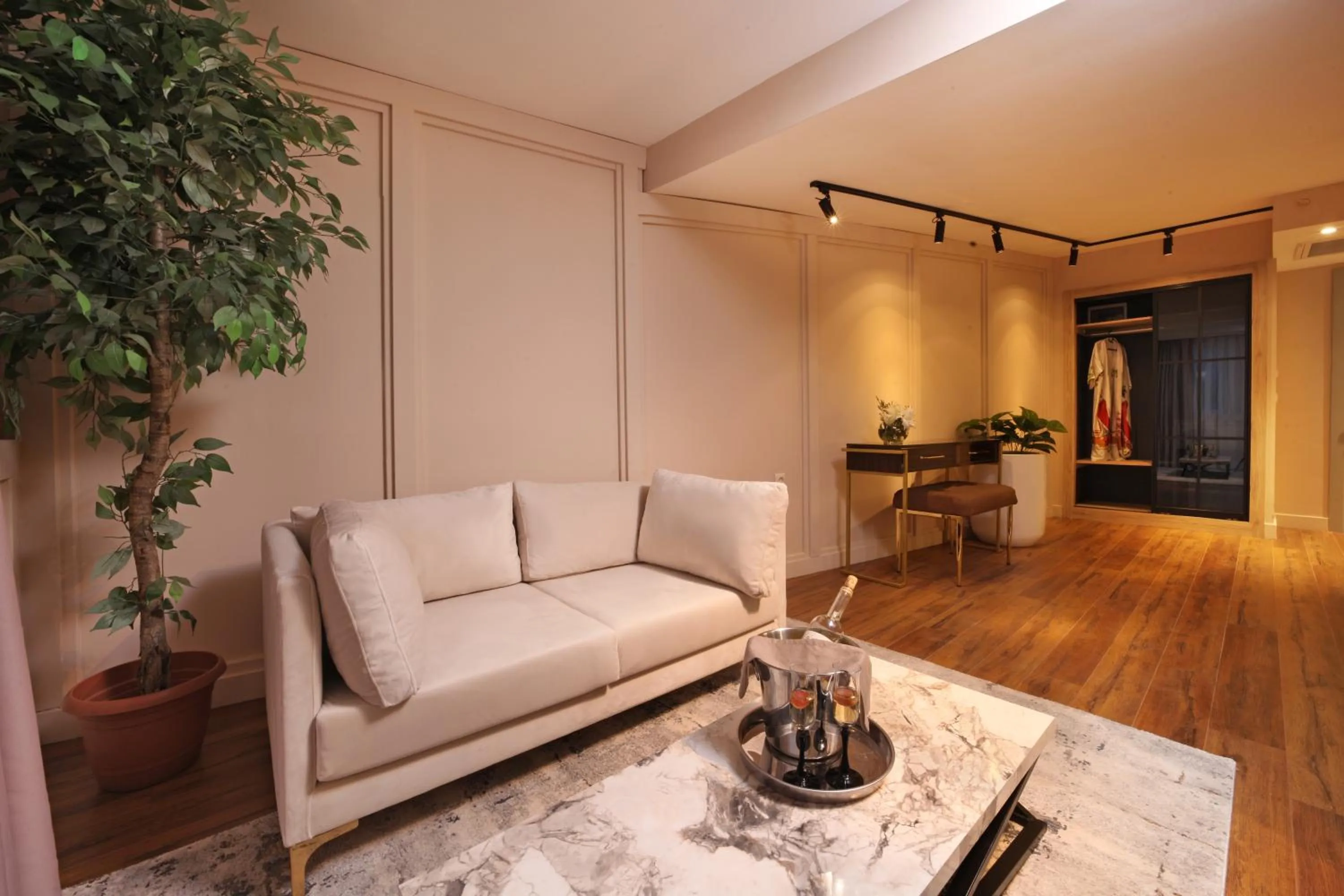 Seating area in Concept Nisantasi Hotels & Spa