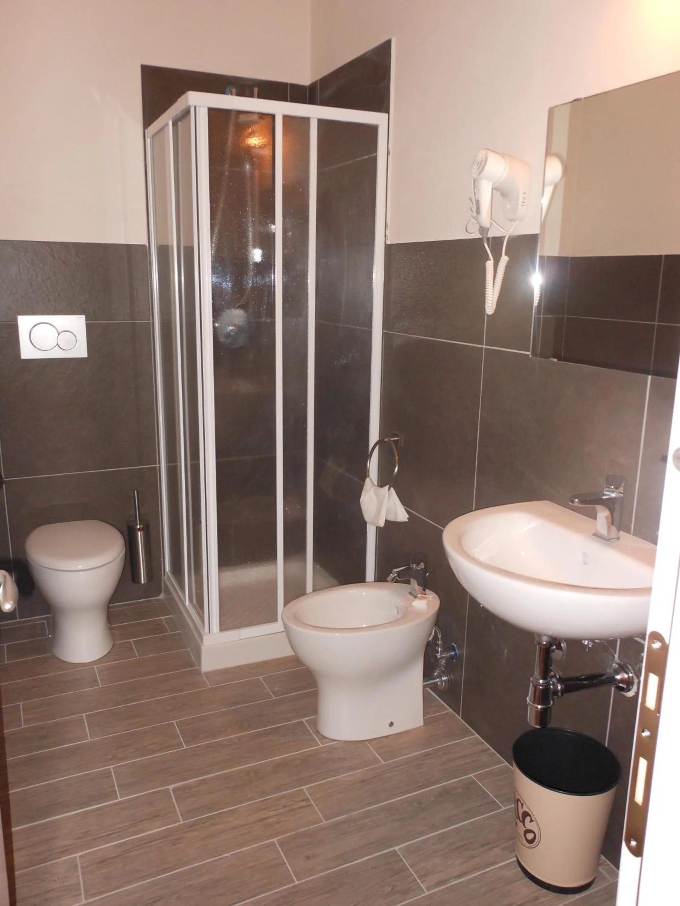 Bathroom in Hotel Cecco