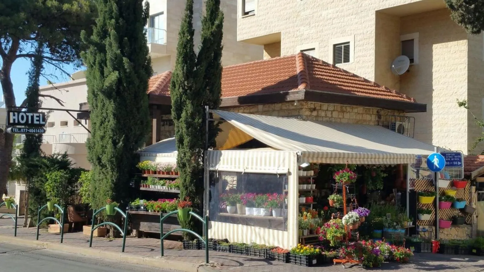 Off site in Rothschild Mansion