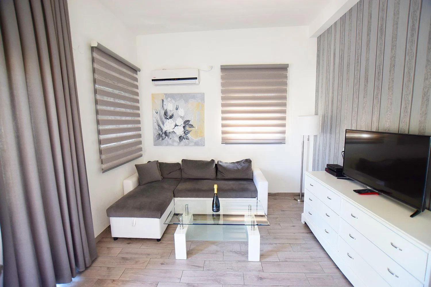 Living room in Rothschild Mansion