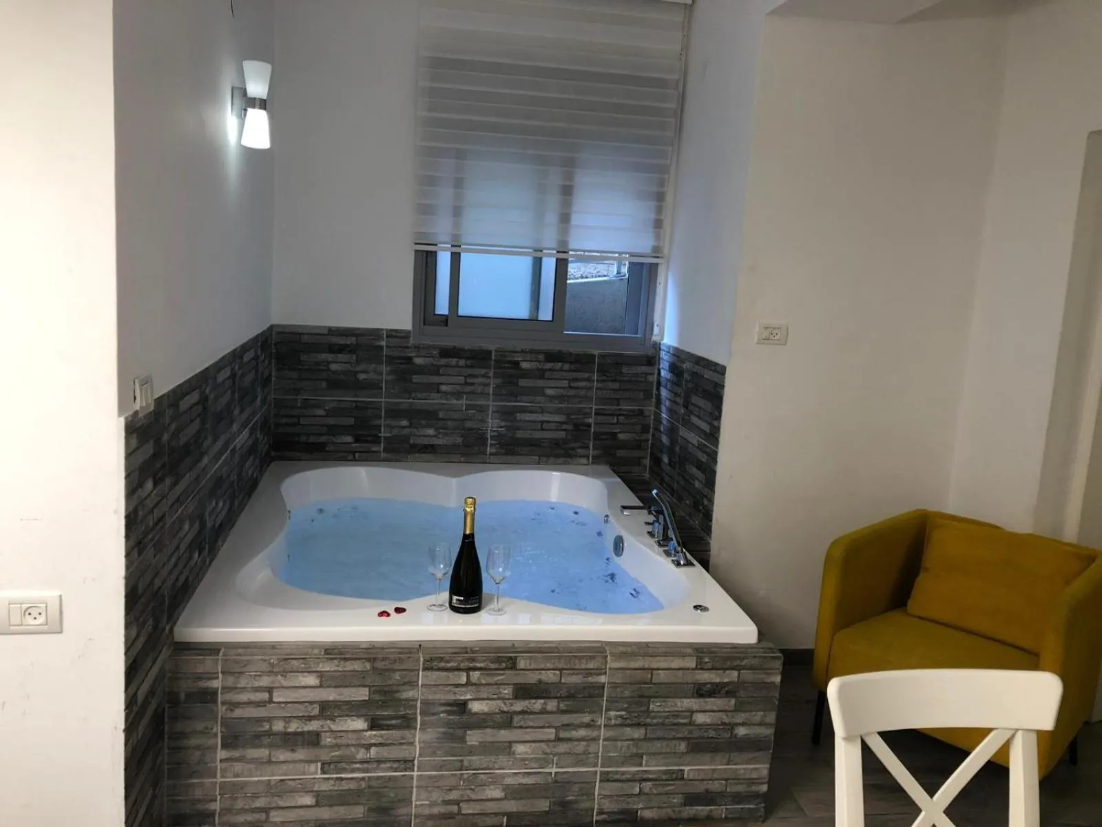 Hot Tub in Rothschild Mansion