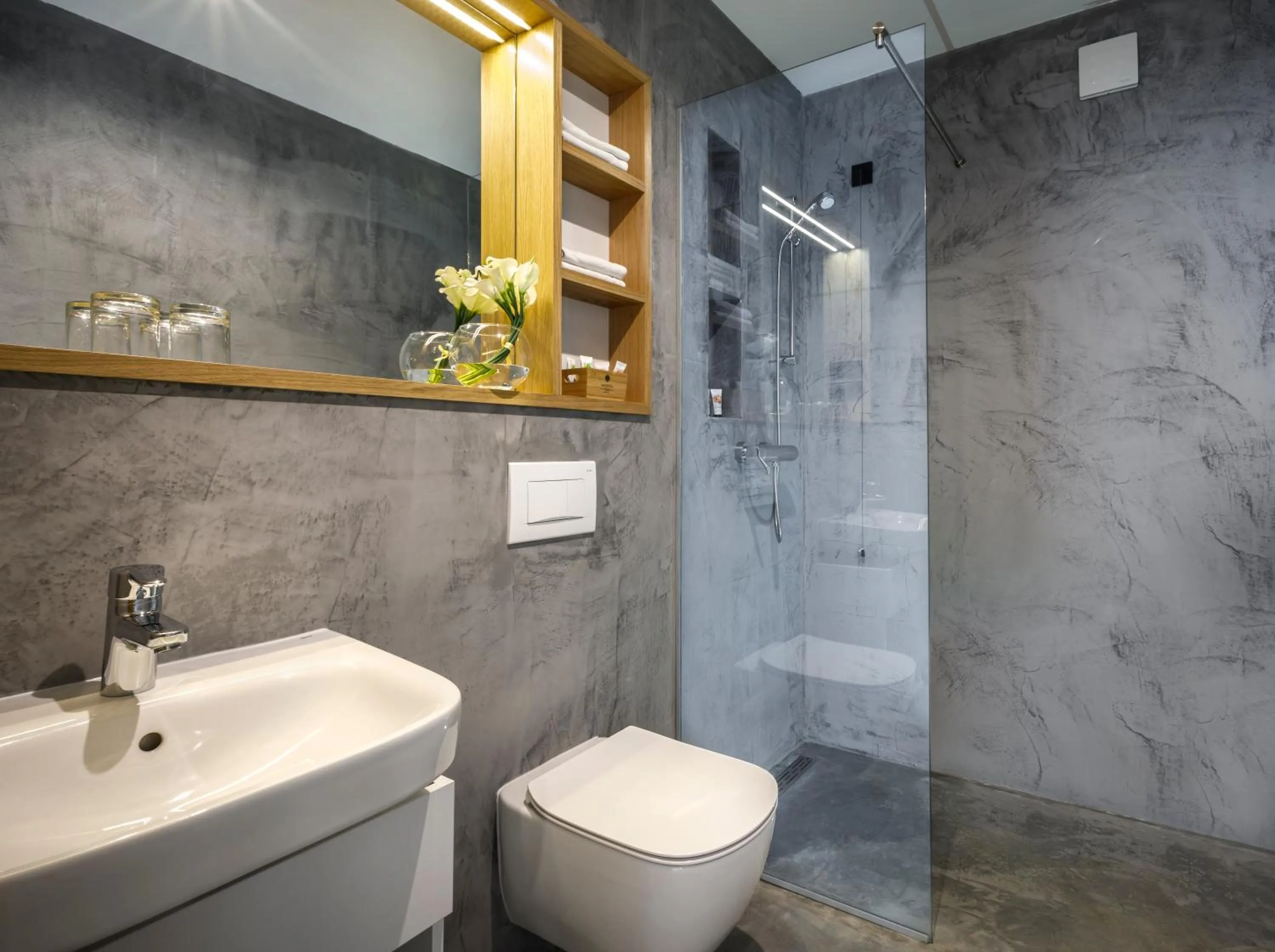 Shower in Aminess Younique Gaia Green Villas