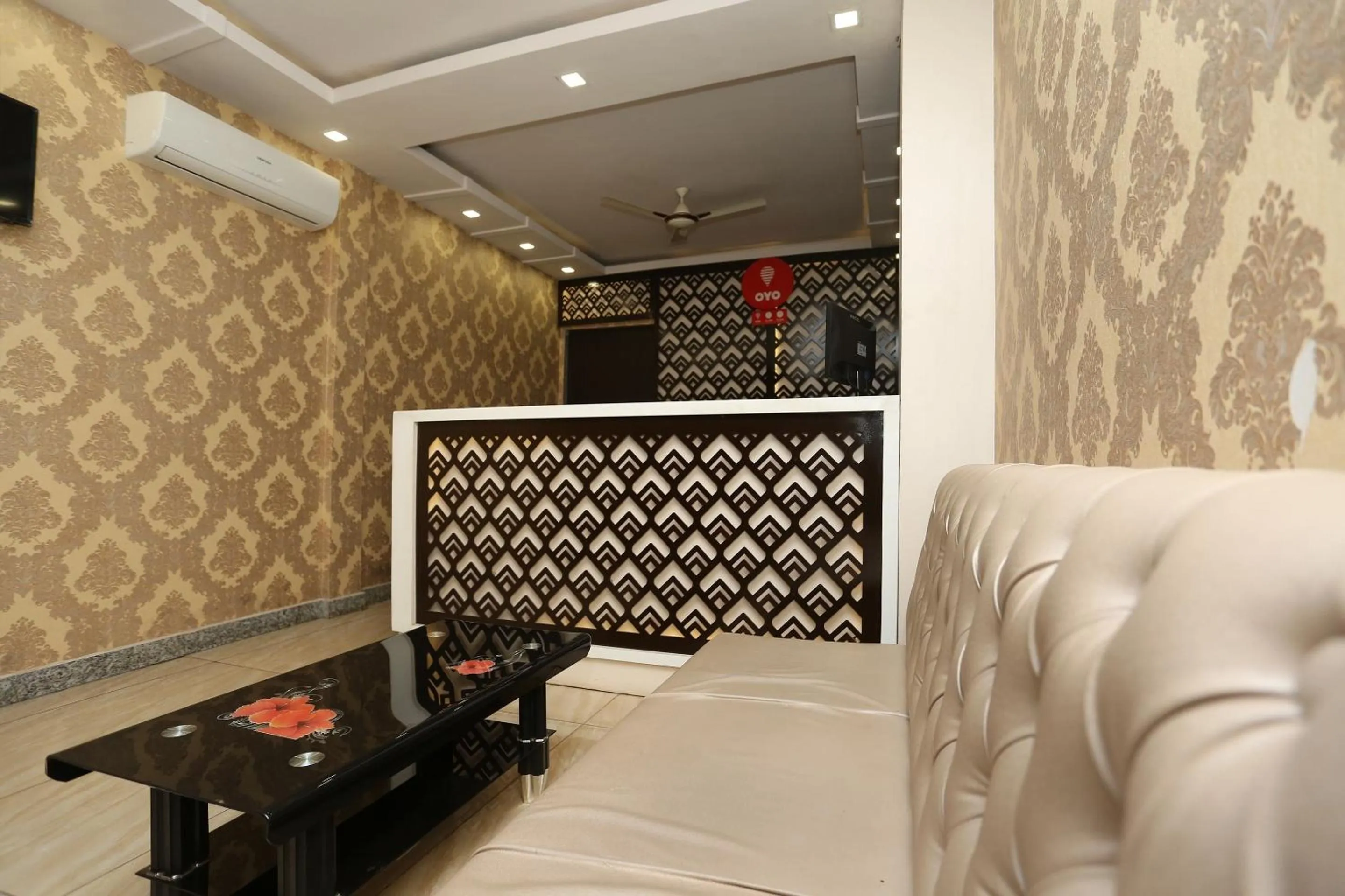 Lobby or reception in Hotel O Csfc