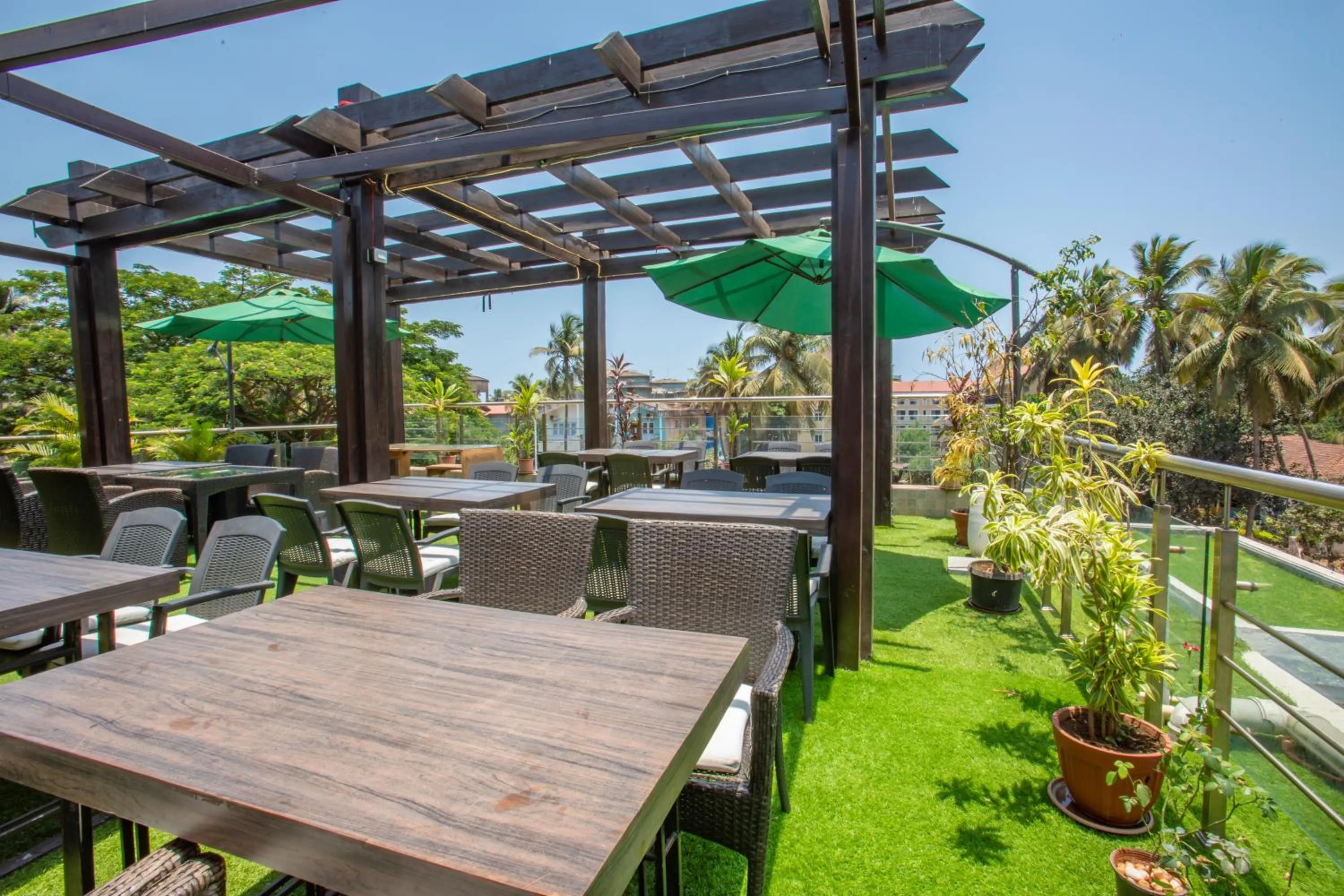 Restaurant/places to eat in Nitya Resort, Calangute