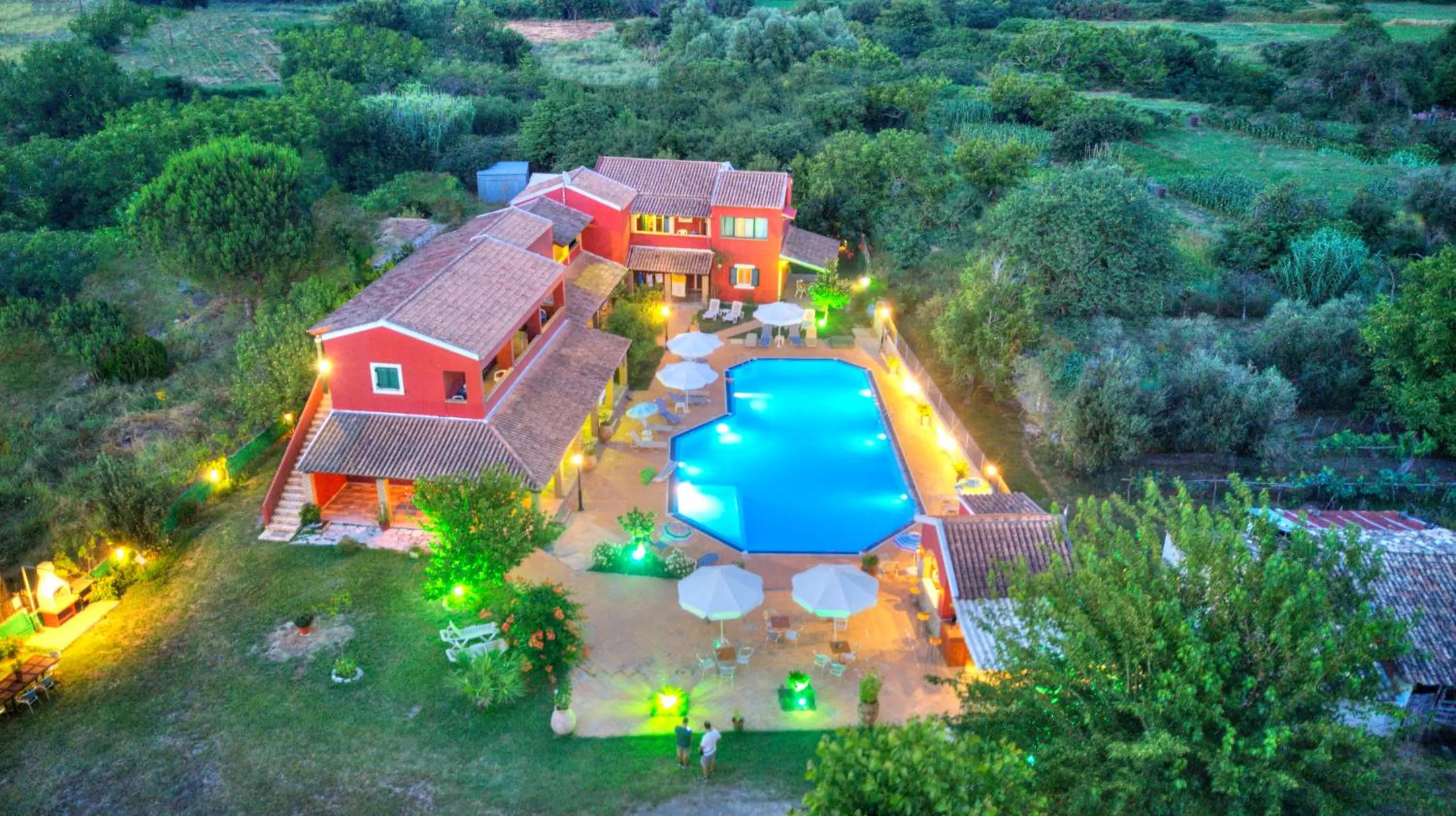 Night in Blue Dream Apartments