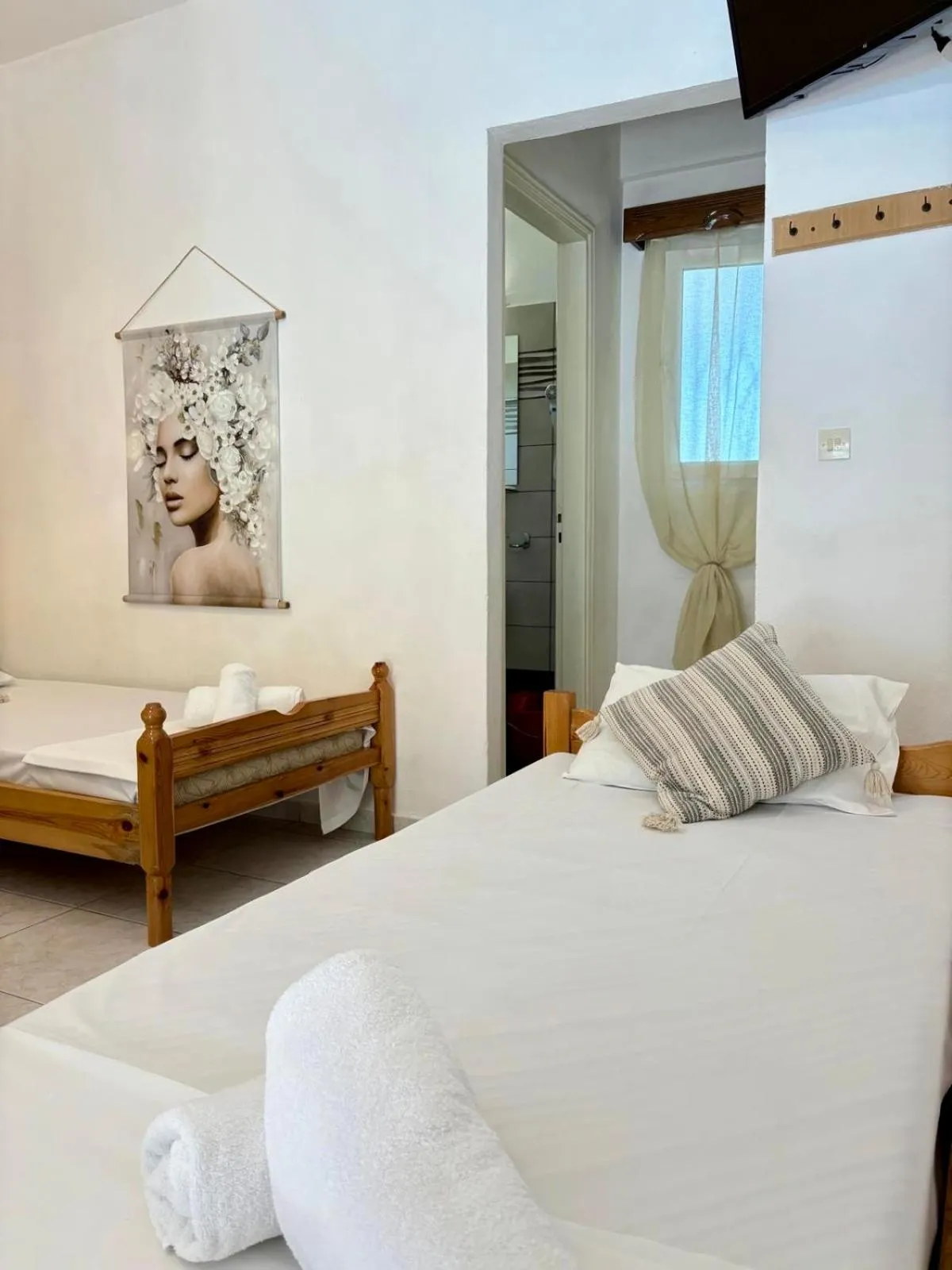 Bed in Blue Dream Apartments