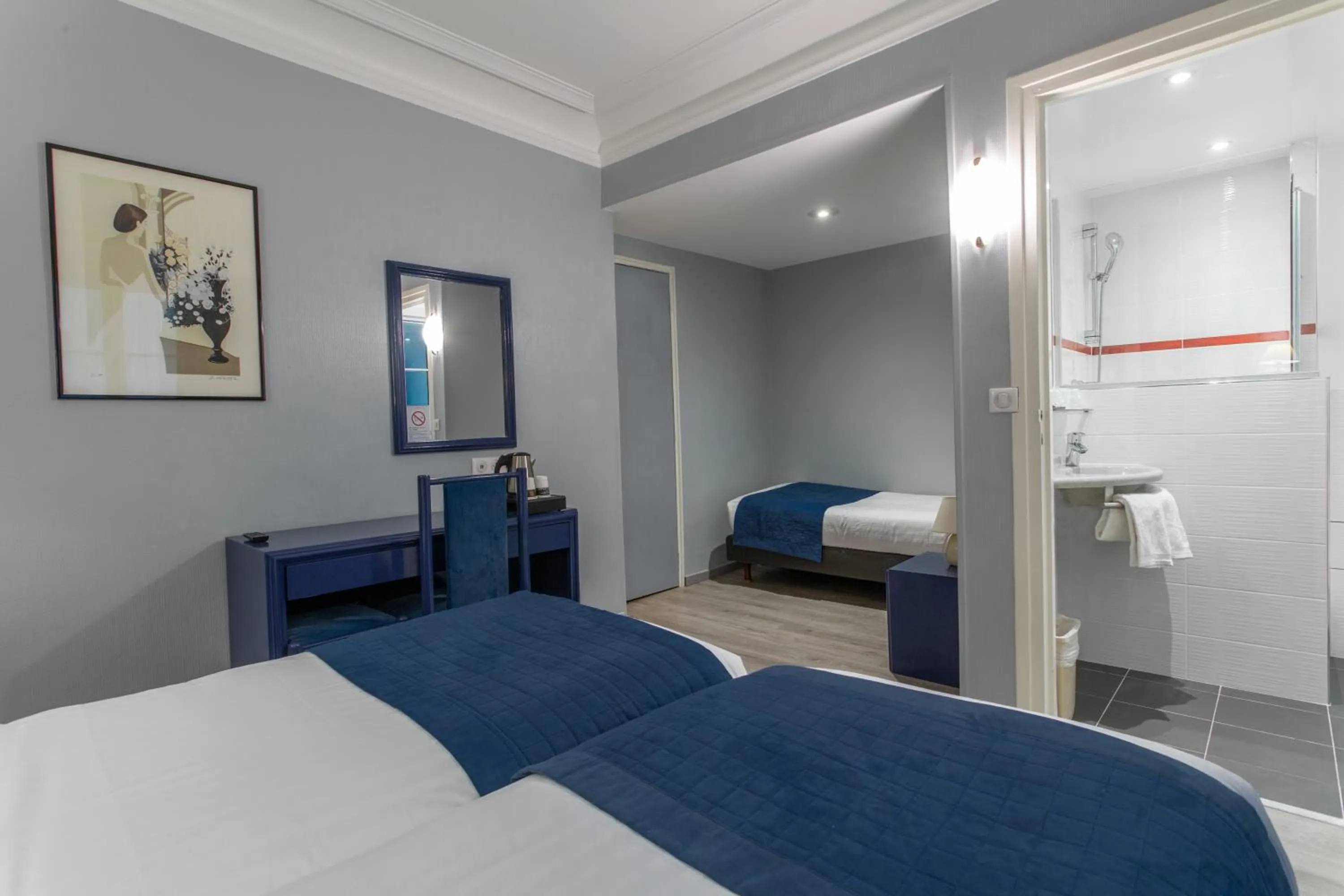 Photo of the whole room, Bed in Résidence du Pré