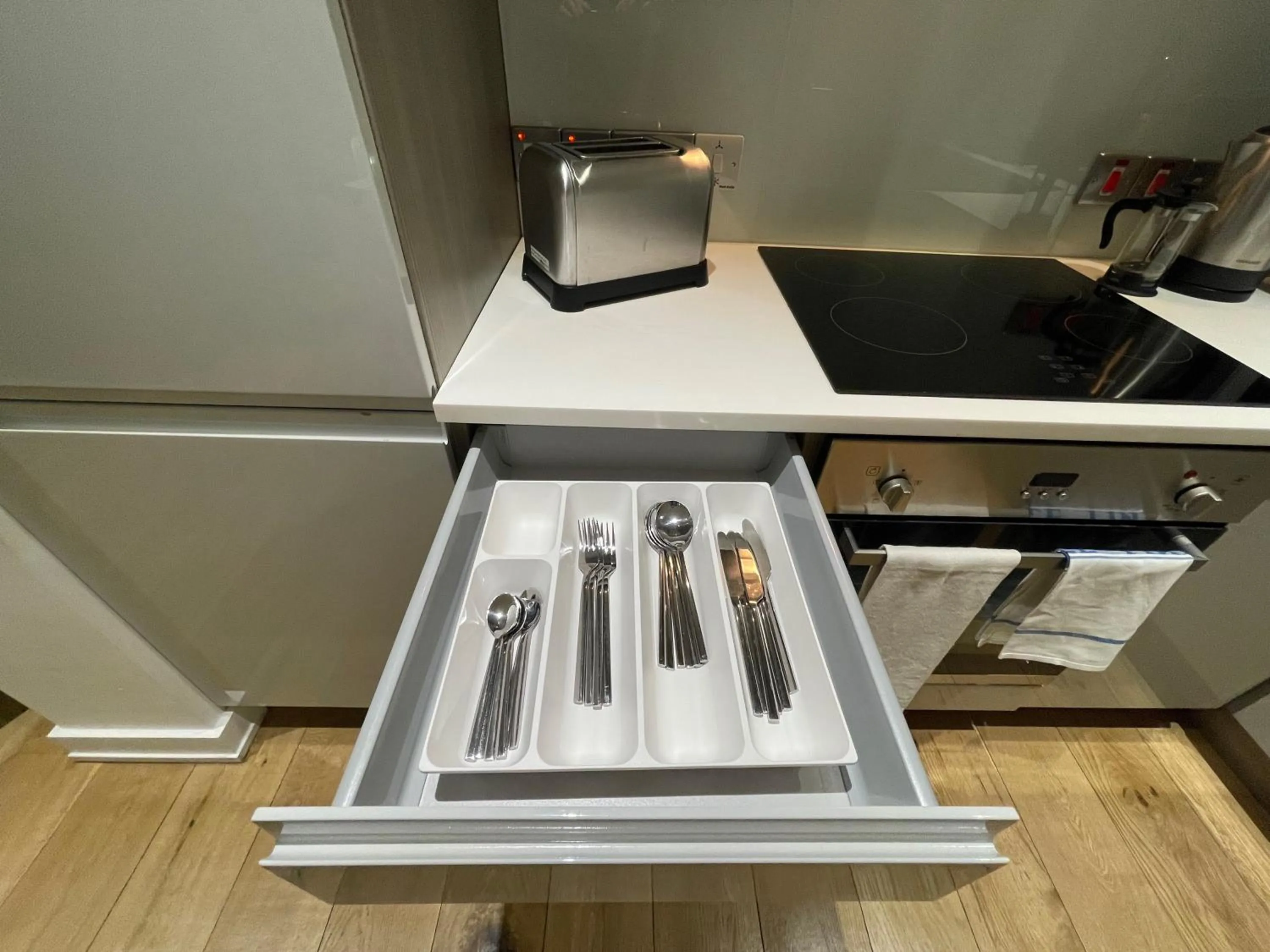 Kitchen or kitchenette in Quay Apartments Manchester