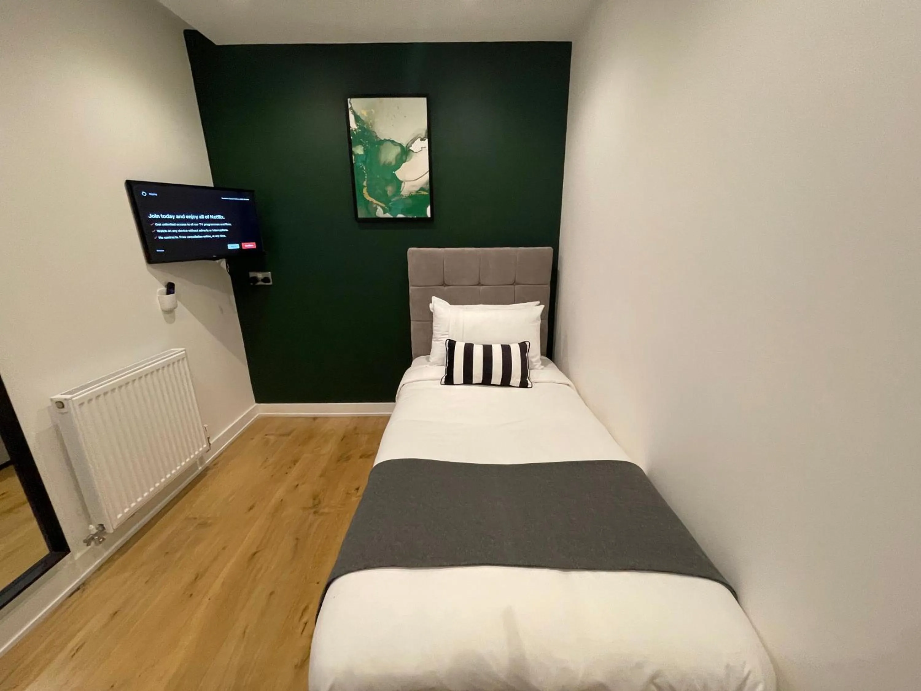 Bed in Quay Apartments Manchester