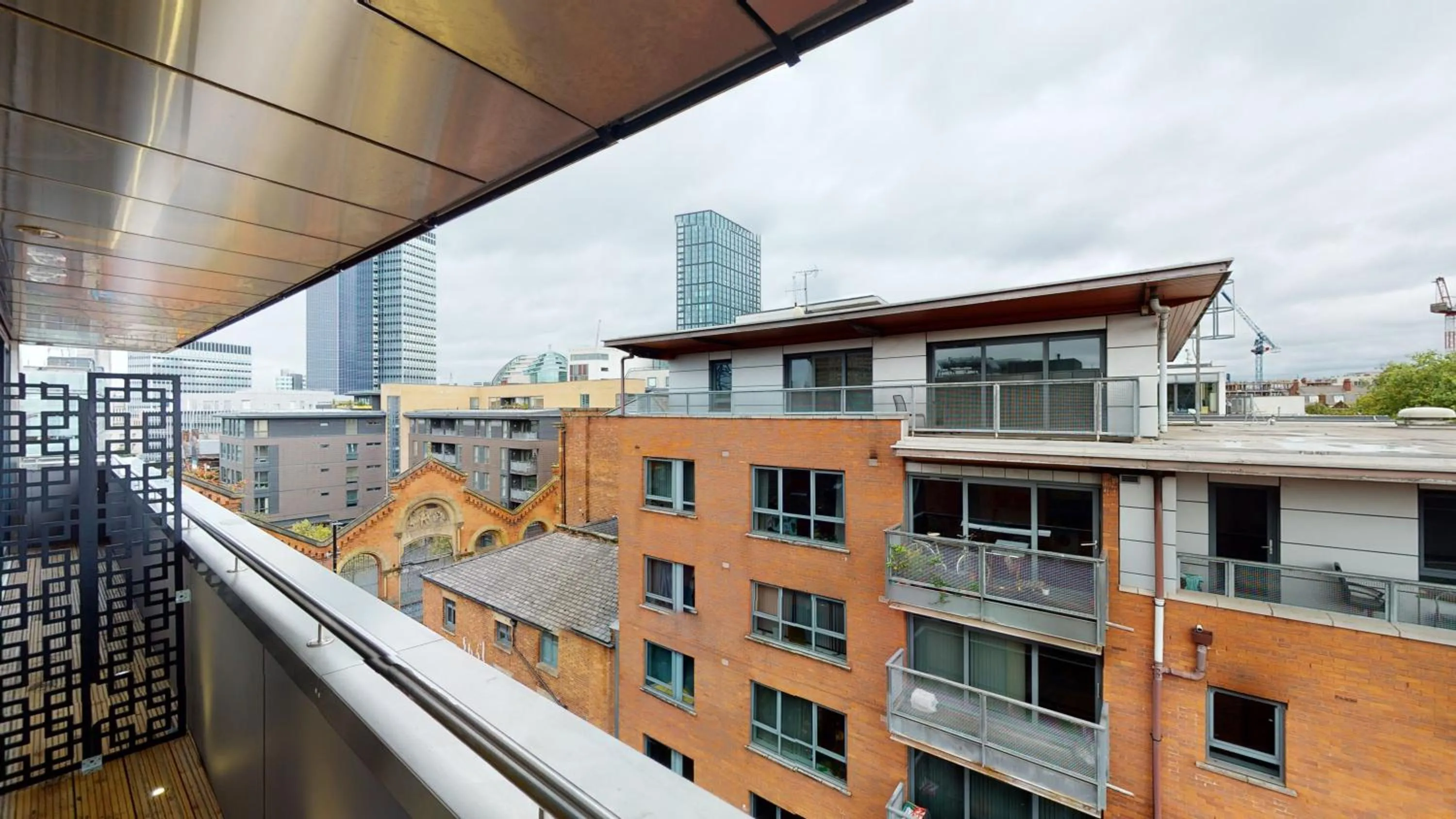 Nearby landmark in Quay Apartments Manchester