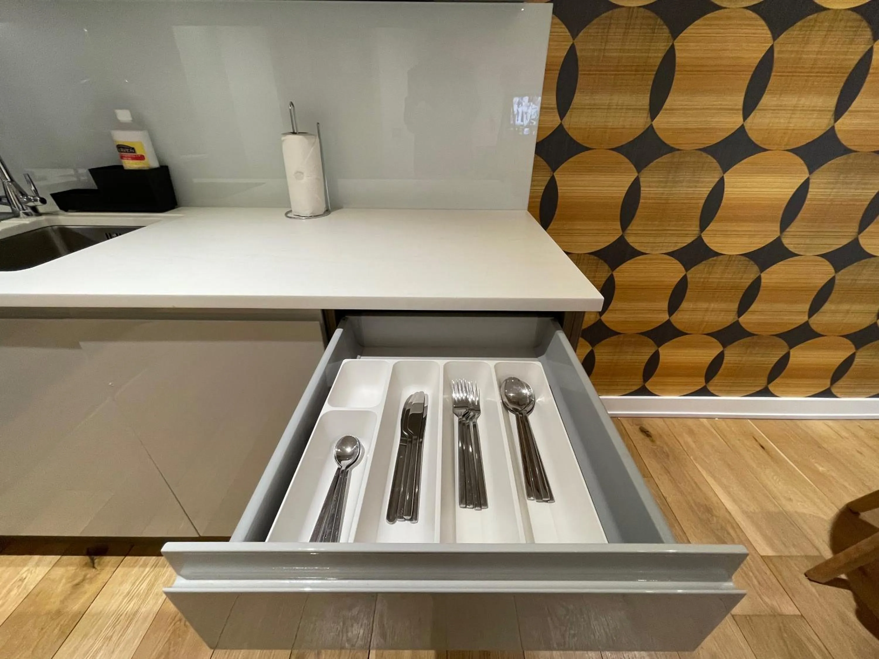 Kitchen or kitchenette in Quay Apartments Manchester