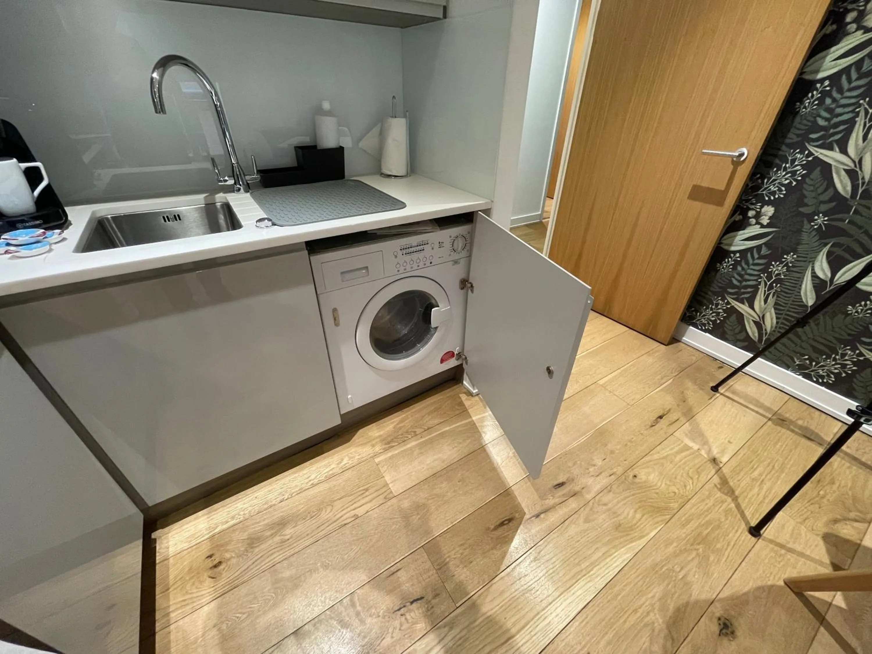 Kitchen or kitchenette in Quay Apartments Manchester