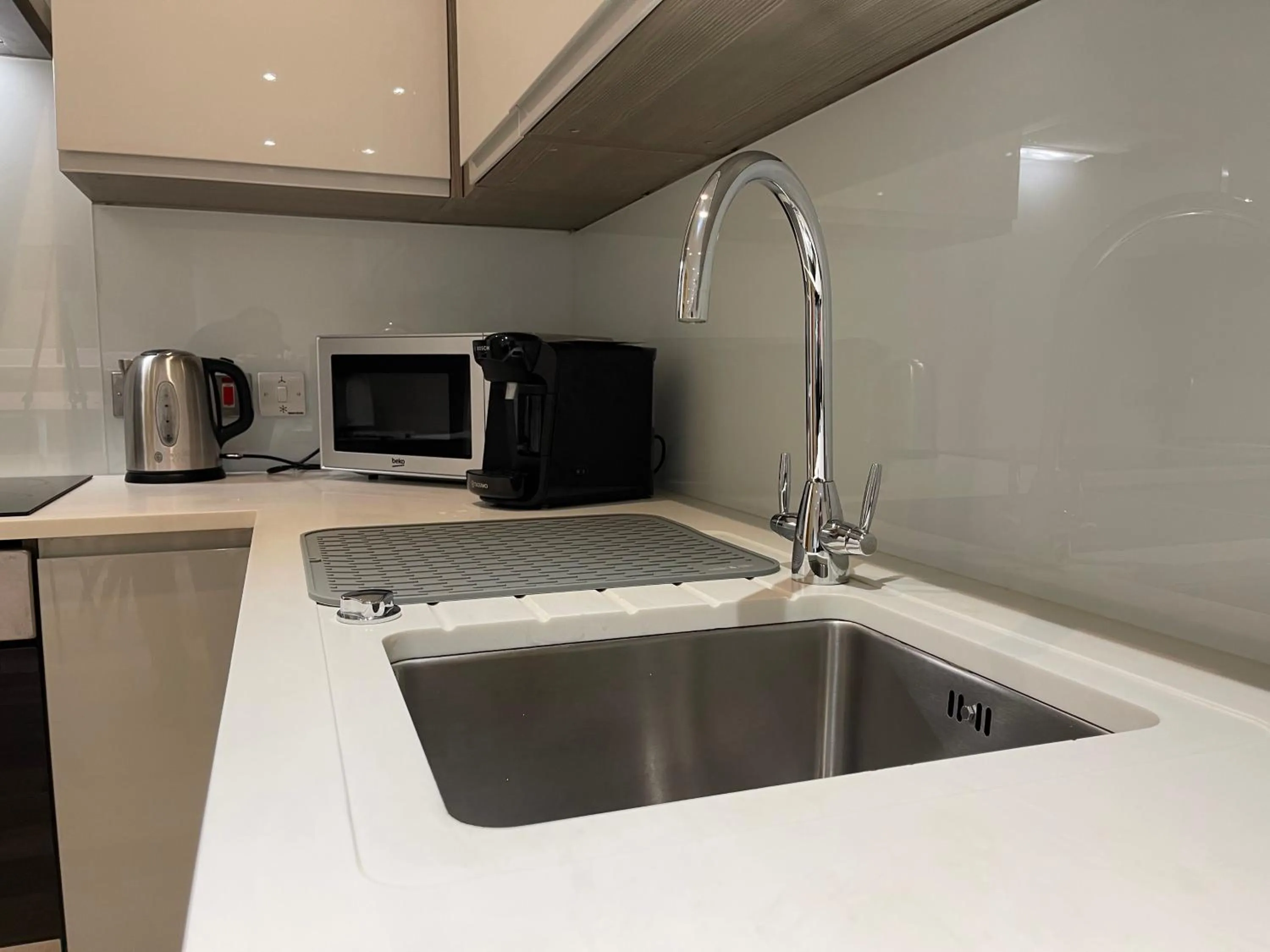 Coffee/tea facilities in Quay Apartments Manchester