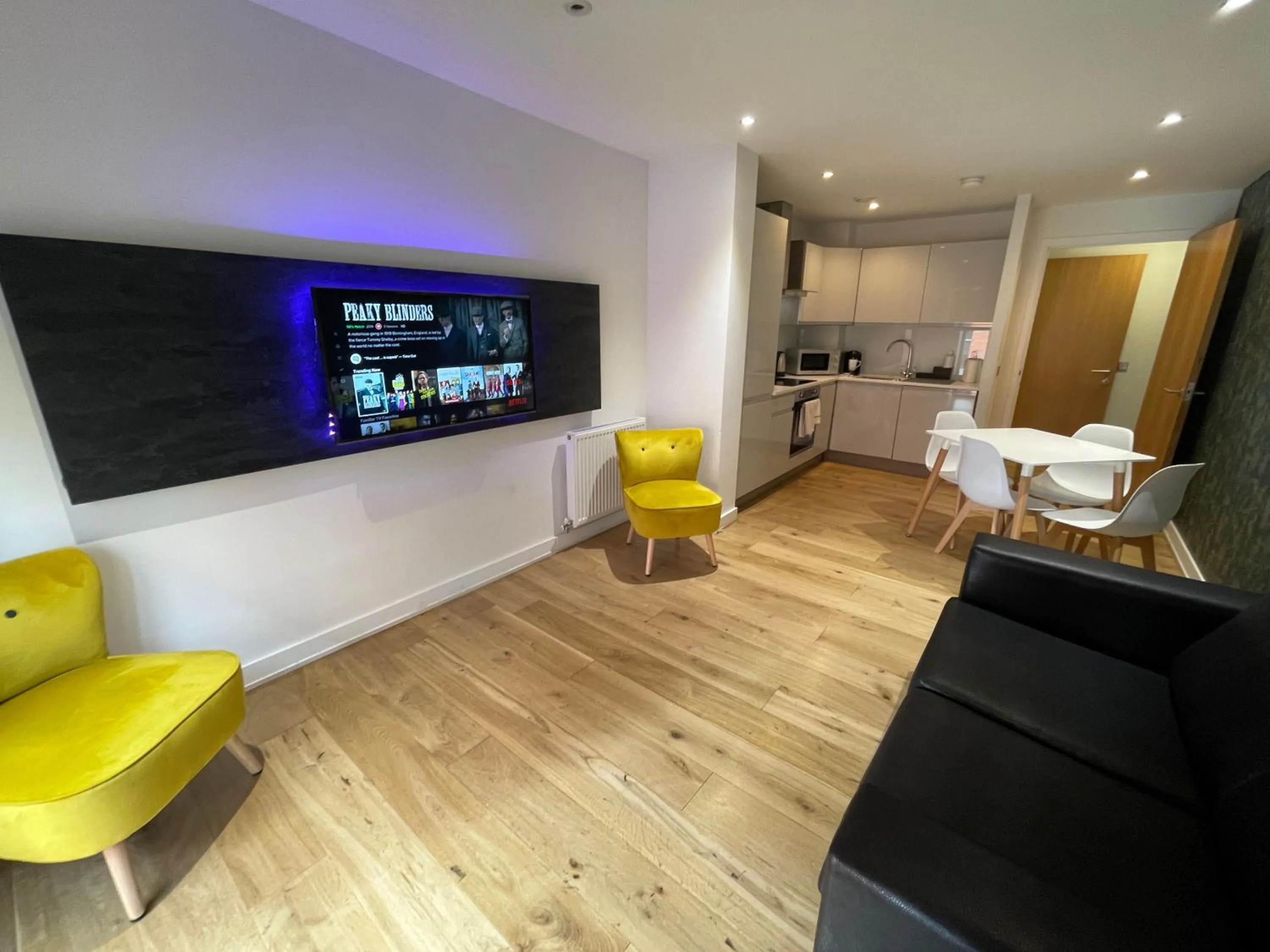 TV and multimedia in Quay Apartments Manchester
