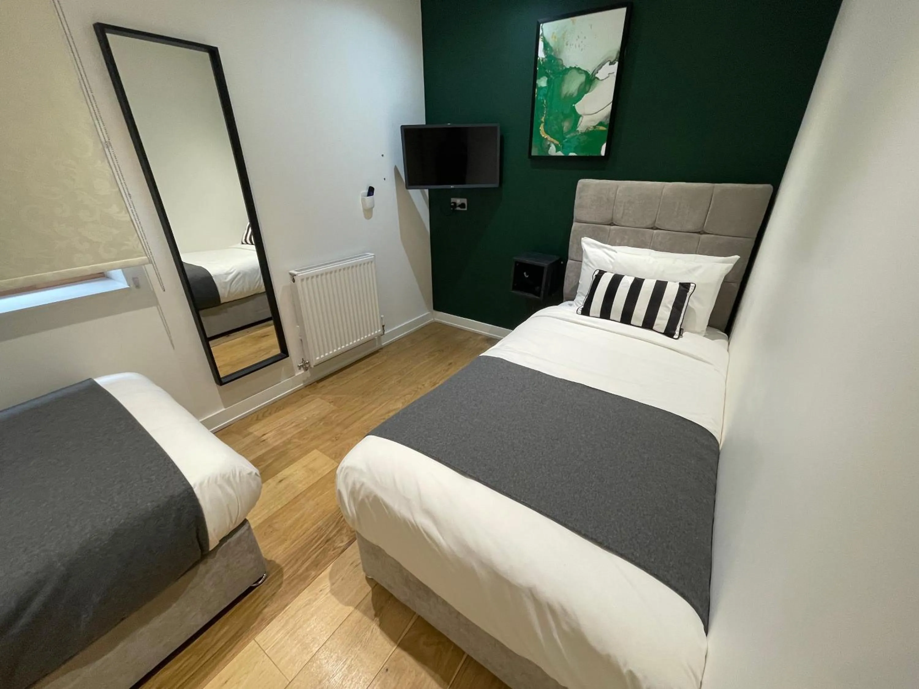 Bed in Quay Apartments Manchester