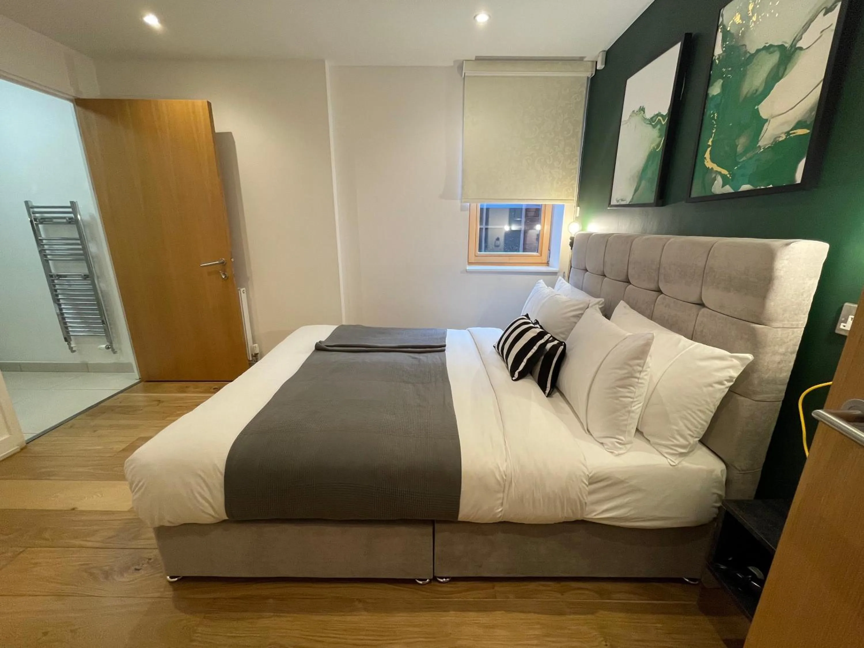 Bed in Quay Apartments Manchester