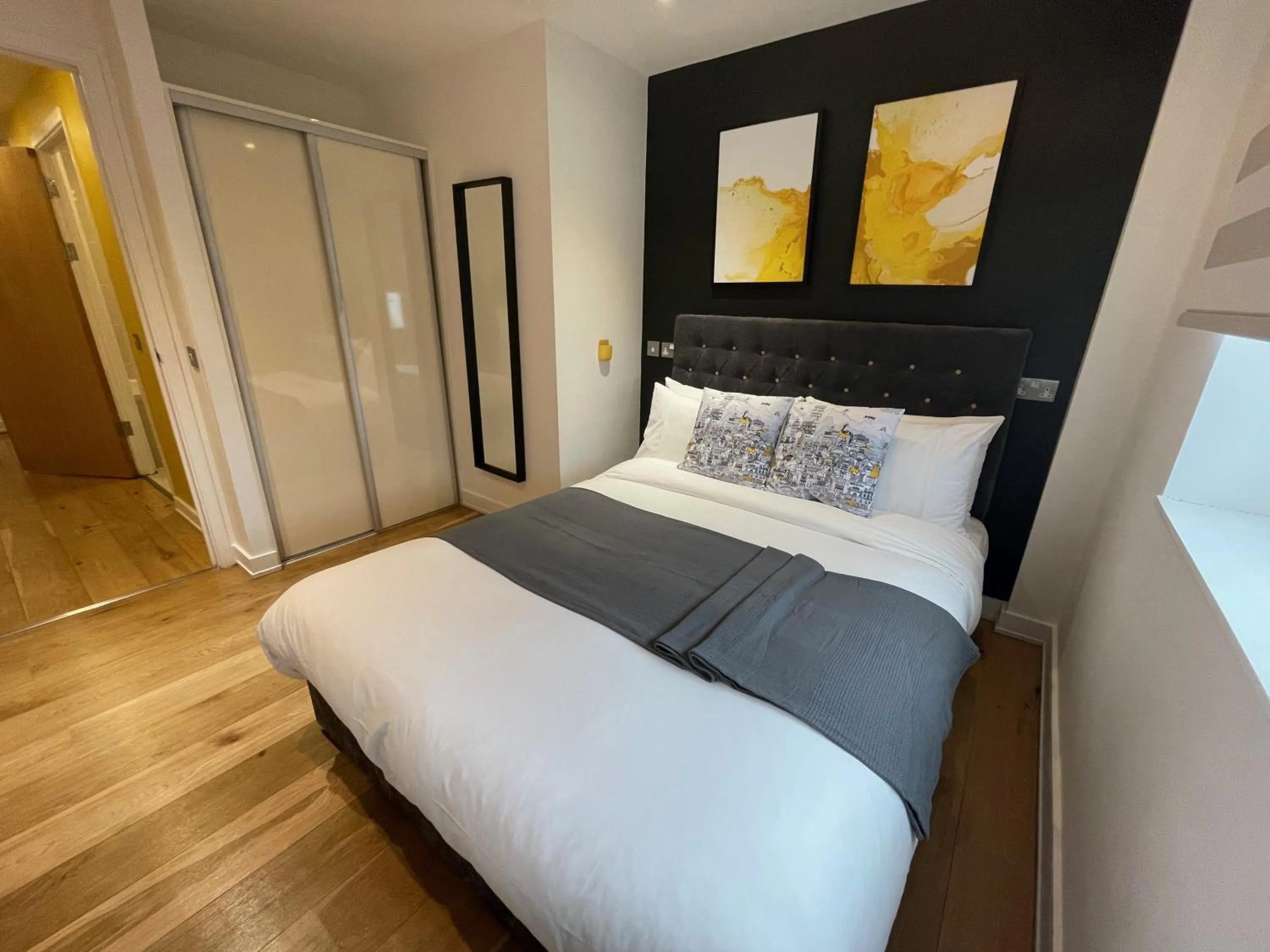 Bed in Quay Apartments Manchester