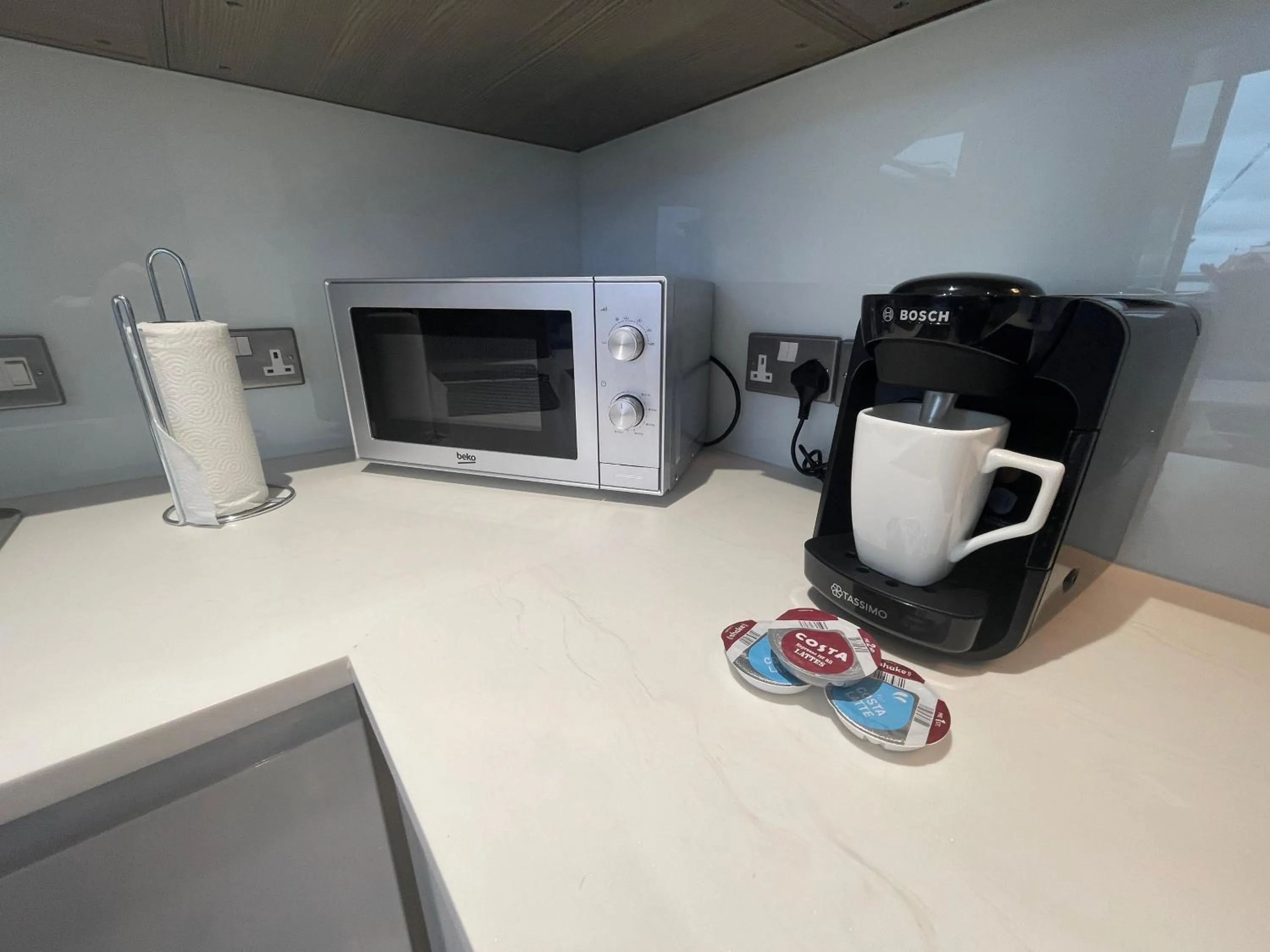 Coffee/tea facilities in Quay Apartments Manchester