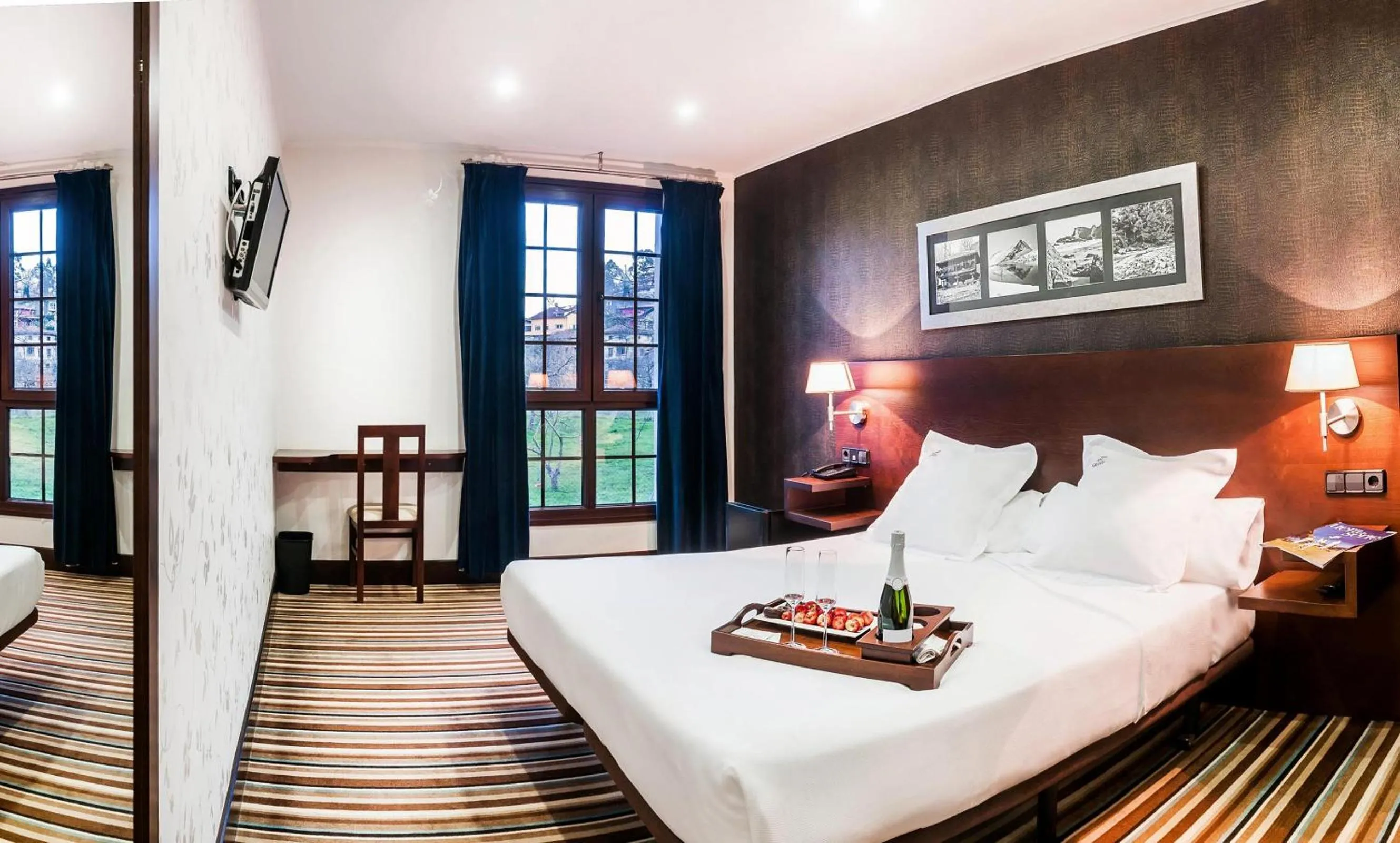 Photo of the whole room in Hotel Granda